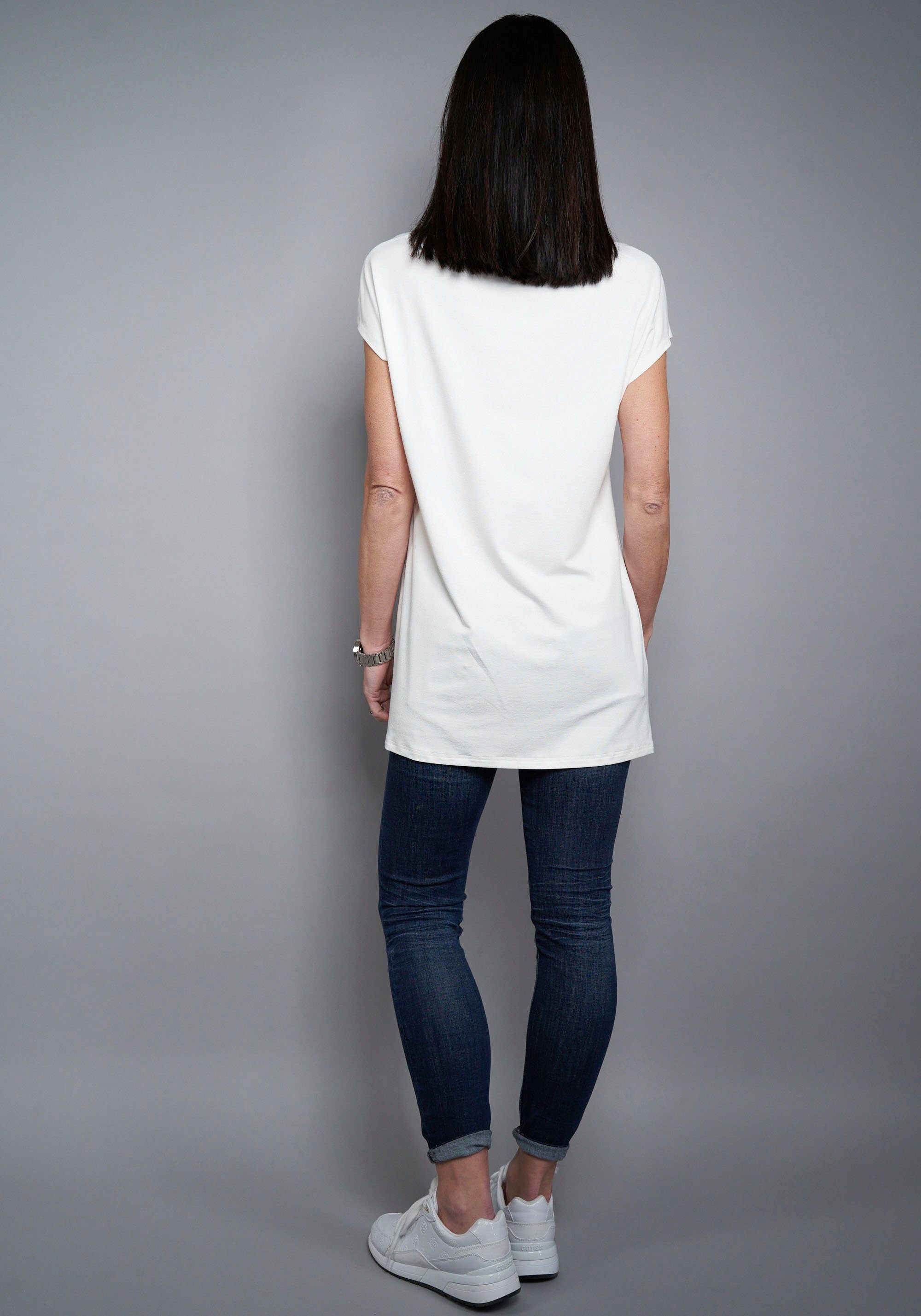 Moden in schlichtem Seidel Design offwhite Longshirt