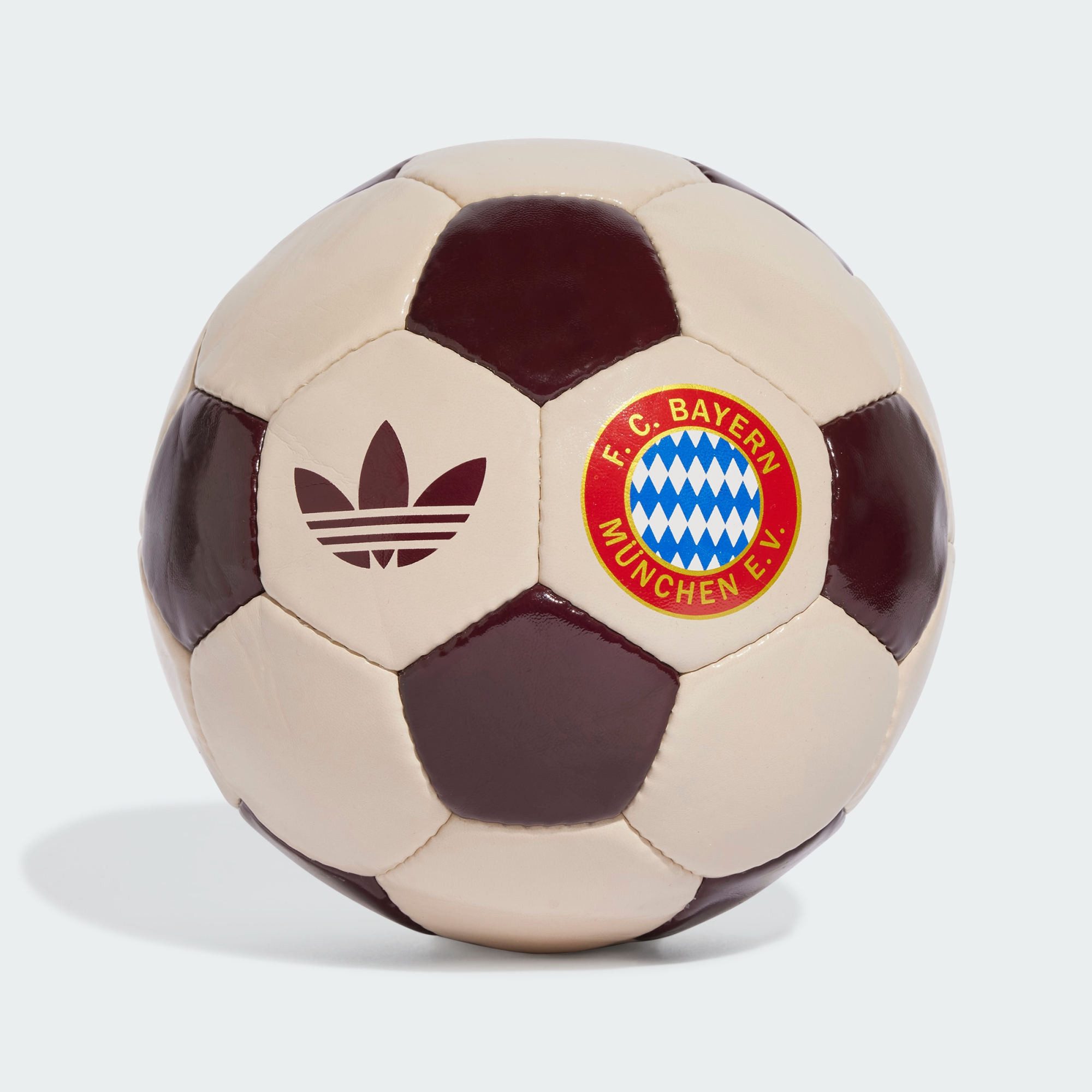 Football FC BAYERN MÜNCHEN THIRD CLUB BALL