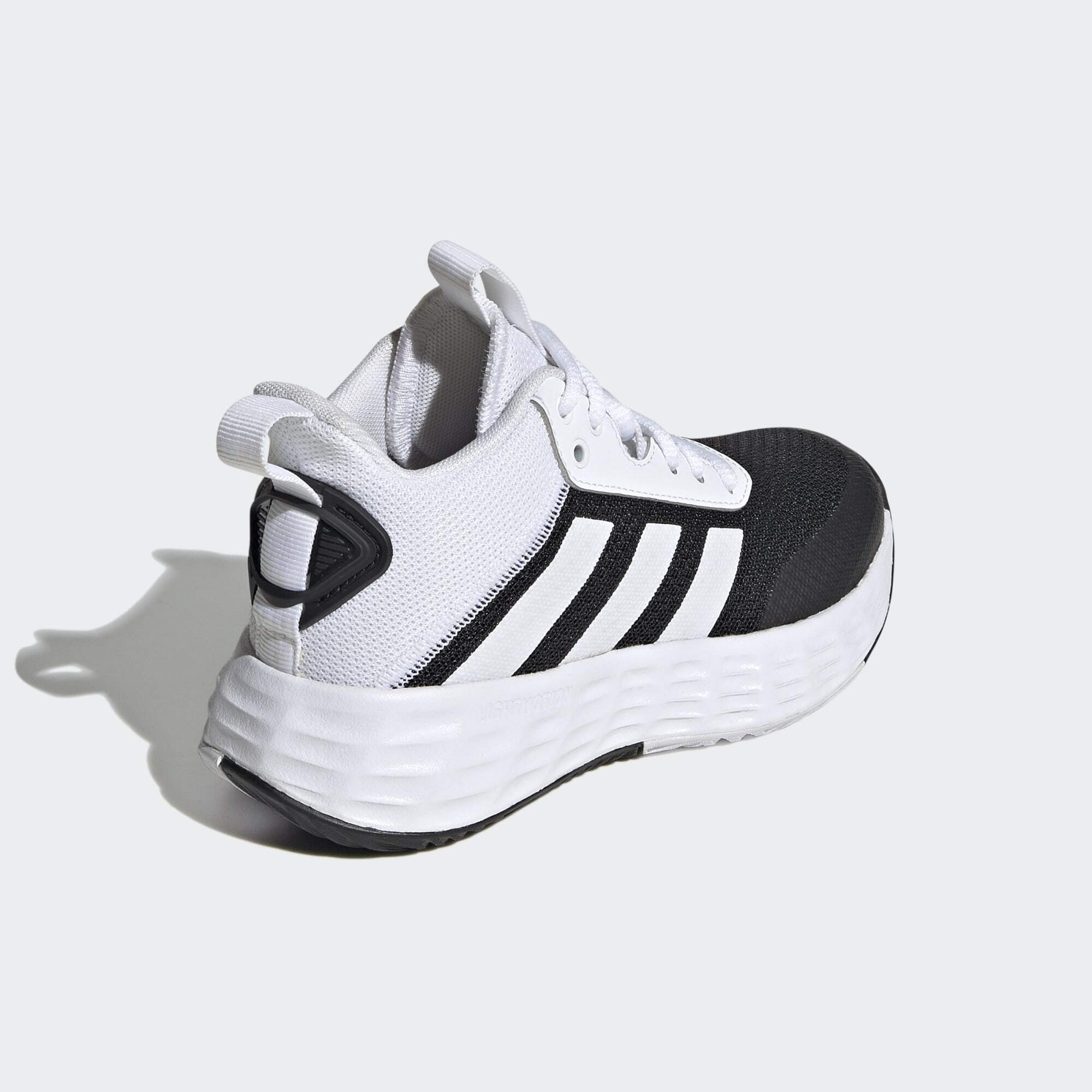 adidas Performance OWNTHEGAME Core / Cloud Black Core Basketballschuh / White BASKETBALLSCHUH 2.0 Black