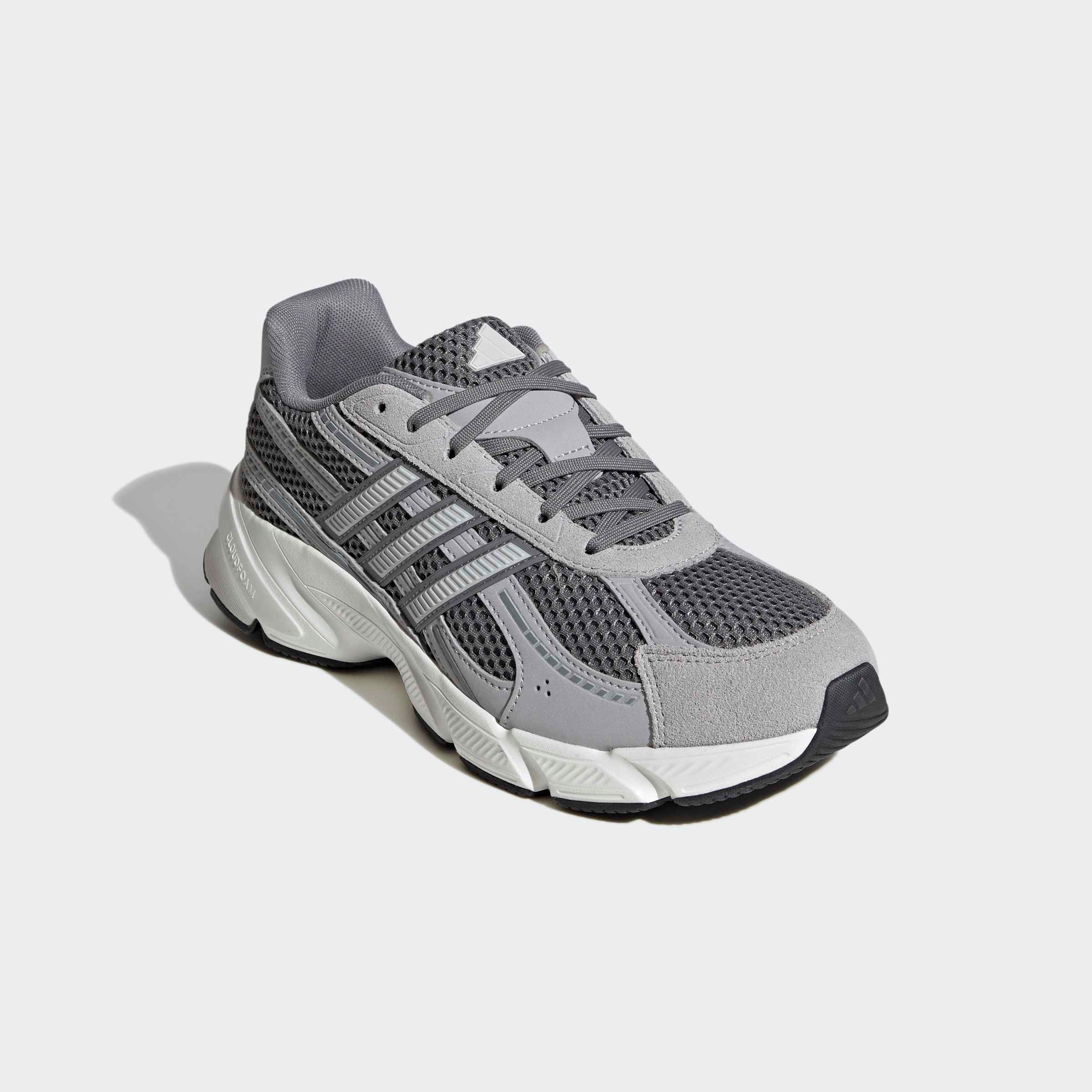 adidas Sportswear TECHNOCHAOS 2000 Sneaker inspiriert vom Design des adistar control