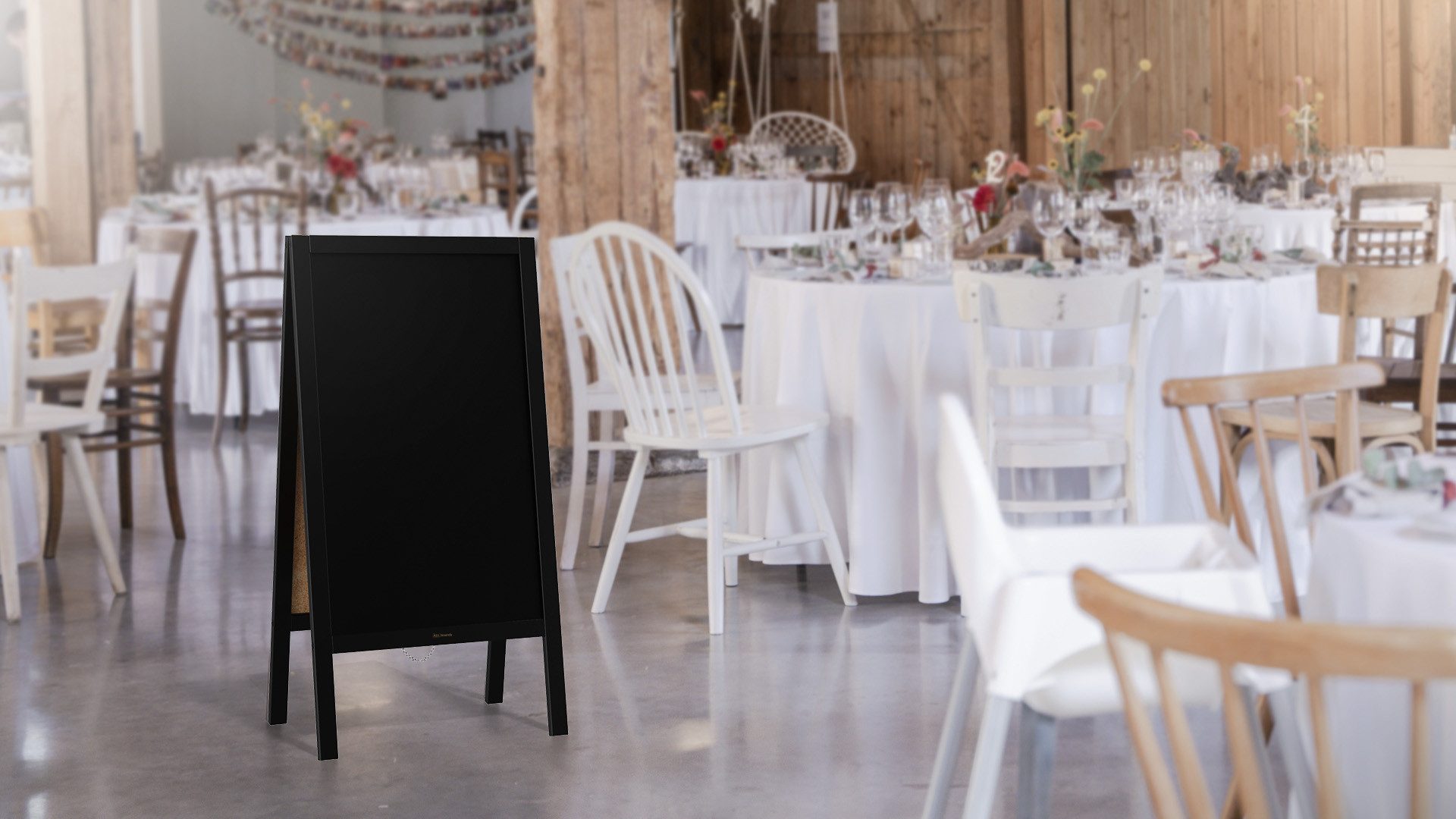 ALLboards Standtafel ALLboards Kundenstopper mit lackiertem Holzrahmen Werbetafel – Bild 4 von 5