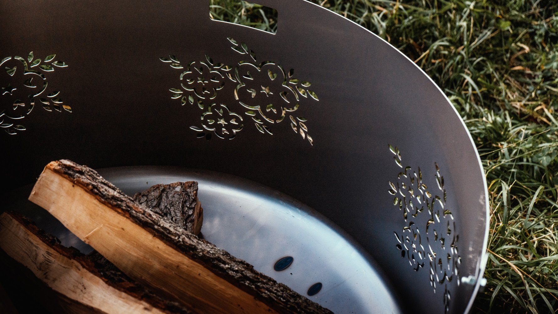 Czaja Fire Bowl Czaja® Spark Guard for Fire Bowls Ø80 cm with Floral Motif, Reduces Dangerous Sparks