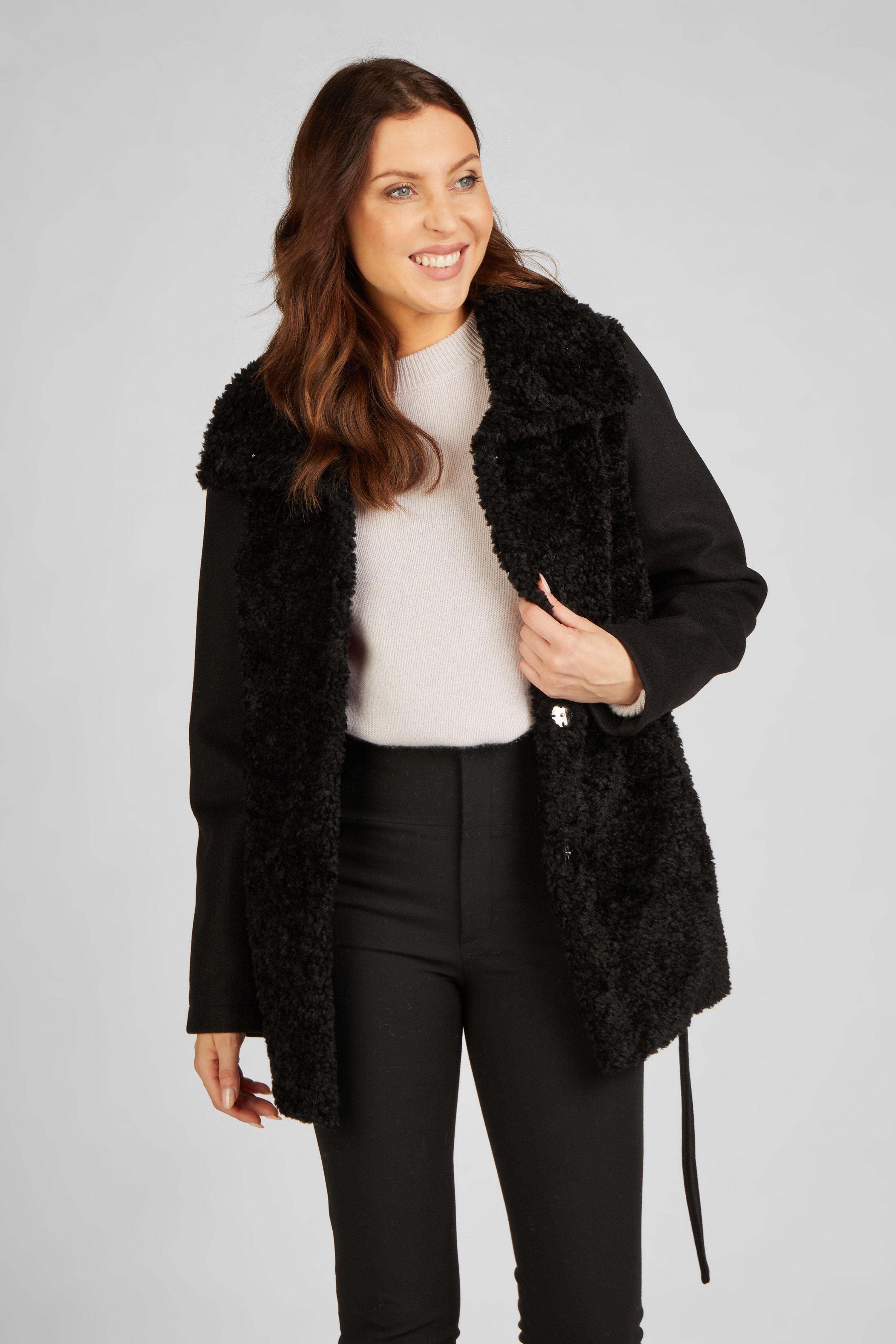 FUNK since 1776 Fellimitatjacke Jacke im Curlylamm-Look