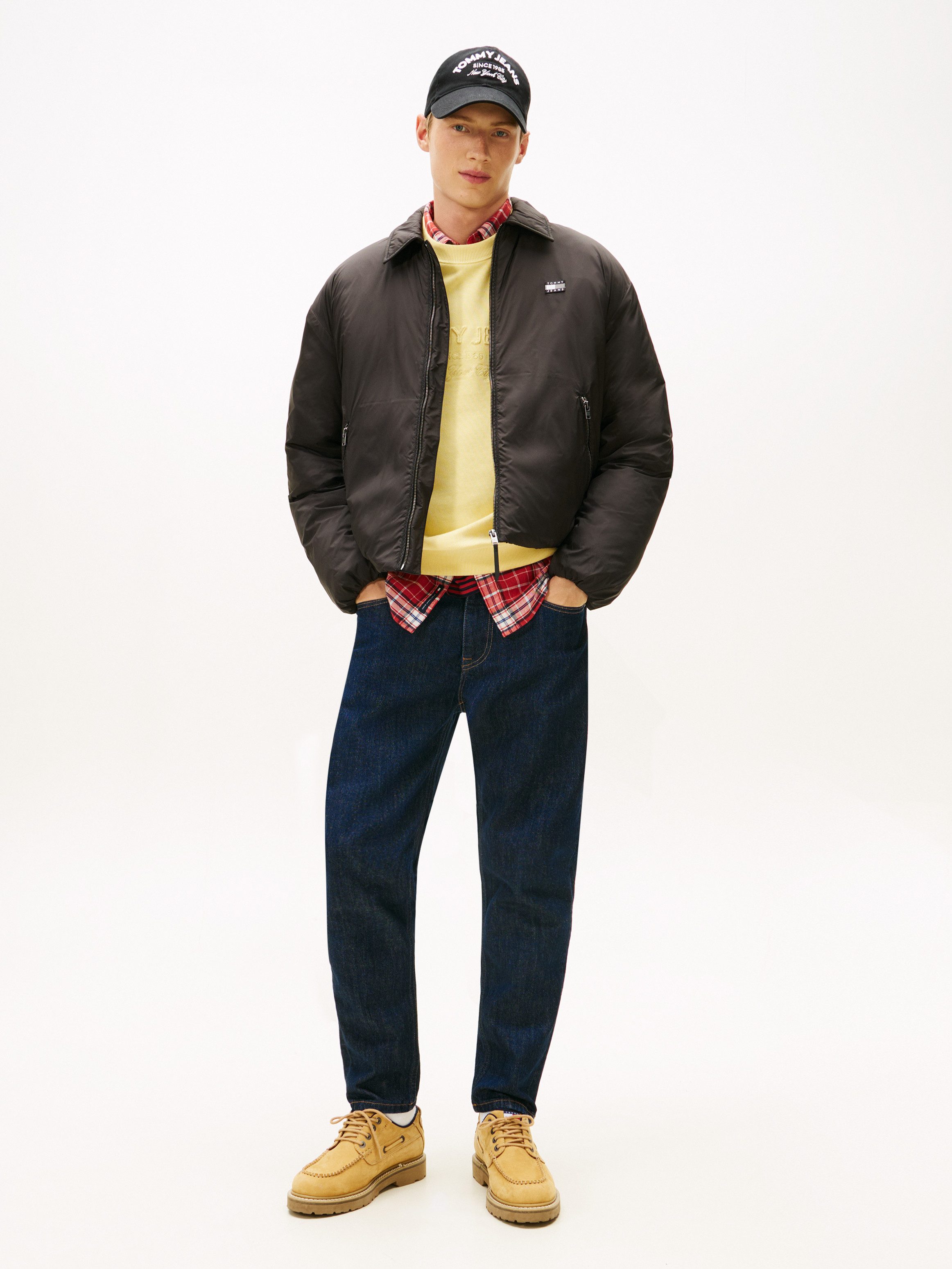 Tommy Jeans Slim-fit-Jeans Austin Slim Tapered zum Knöchel hin schmaler werdende Jeans mit mittlerer Leibhöhe