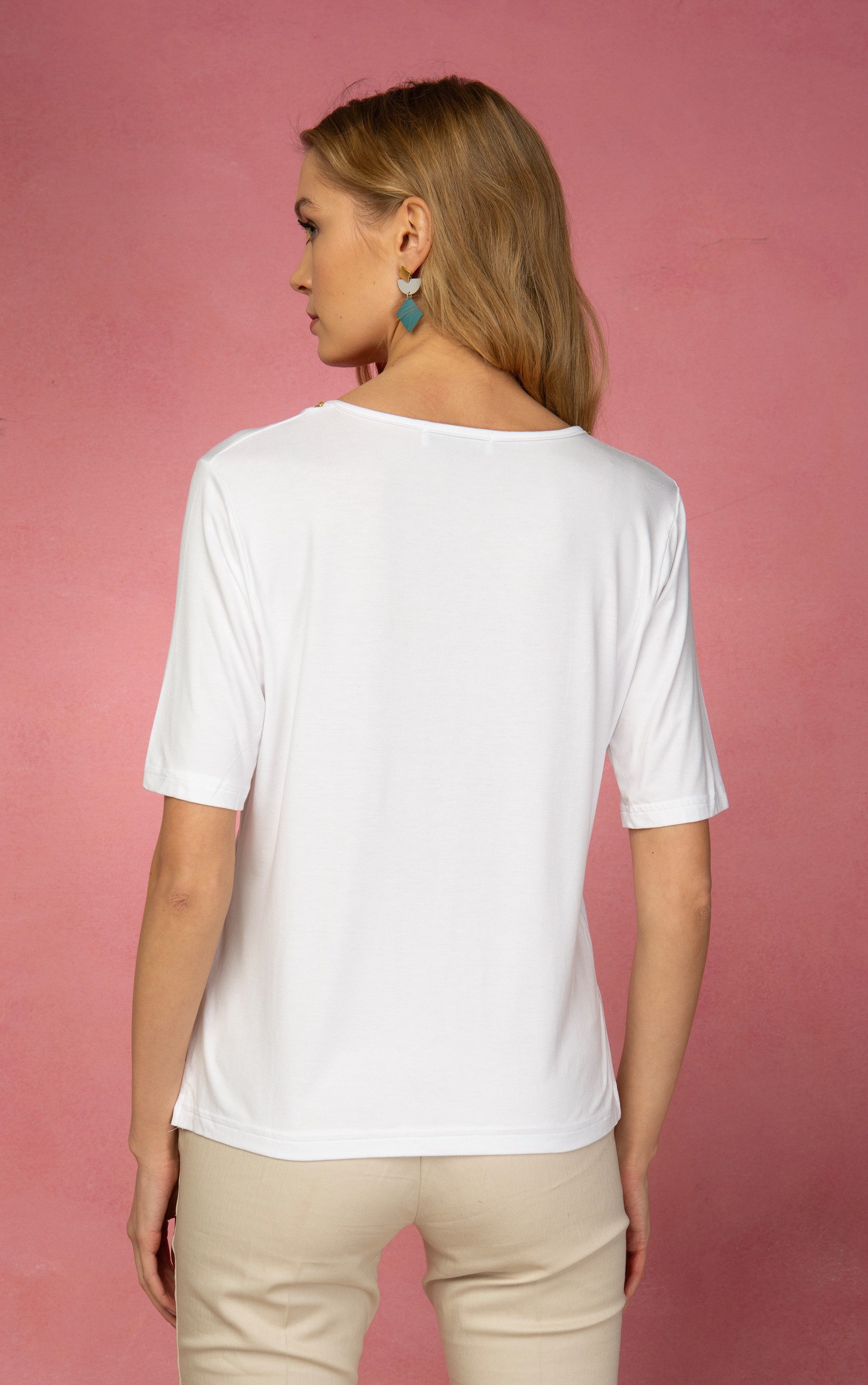 Passioni T-Shirt mit Bienenstickerei und Strasssteinen am Kragen günstig online kaufen