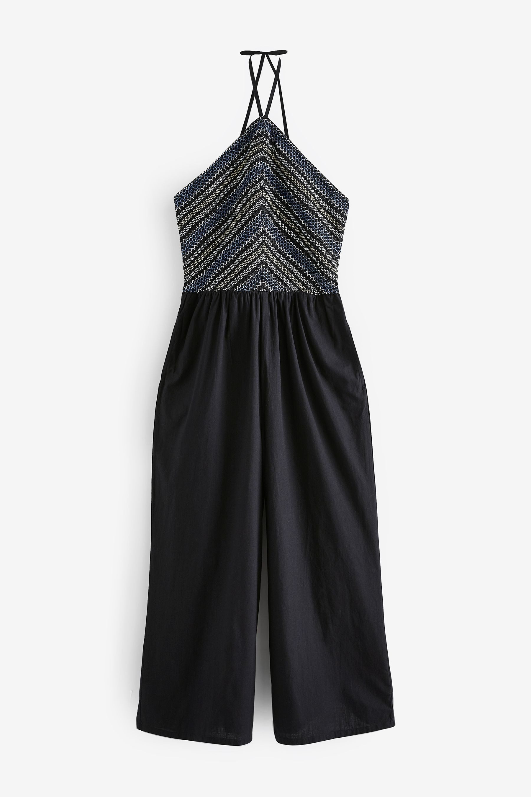 Next Jumpsuit Gesmokter Neckholder-Jumpsuit, Kurzgröße (1-tlg) günstig online kaufen