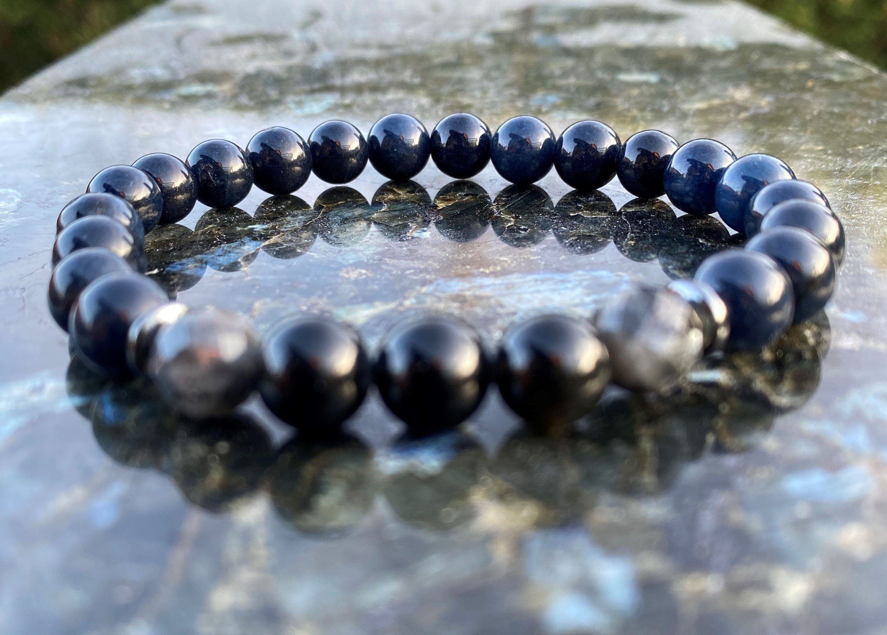 NAHLE Armband Naturstein Perlenarmband Lapislazuli, mit Lapislazuli Larvikit und Obsidian – Bild 4 von 5