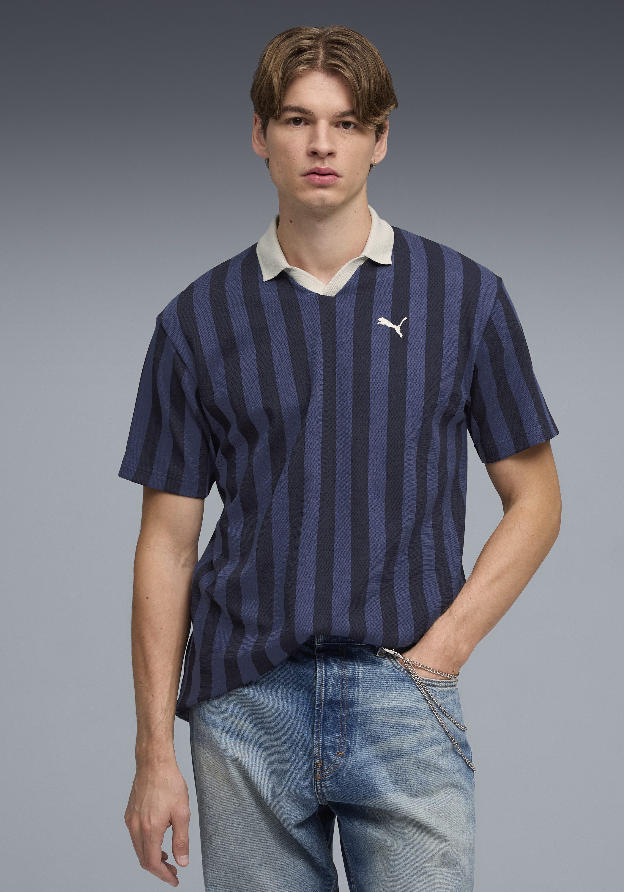 PUMA T-Shirt CLASS RELAXED PINNACLE POLO Kurzarm-Design, Rundhalsausschnitt, für aktive Erwachsene