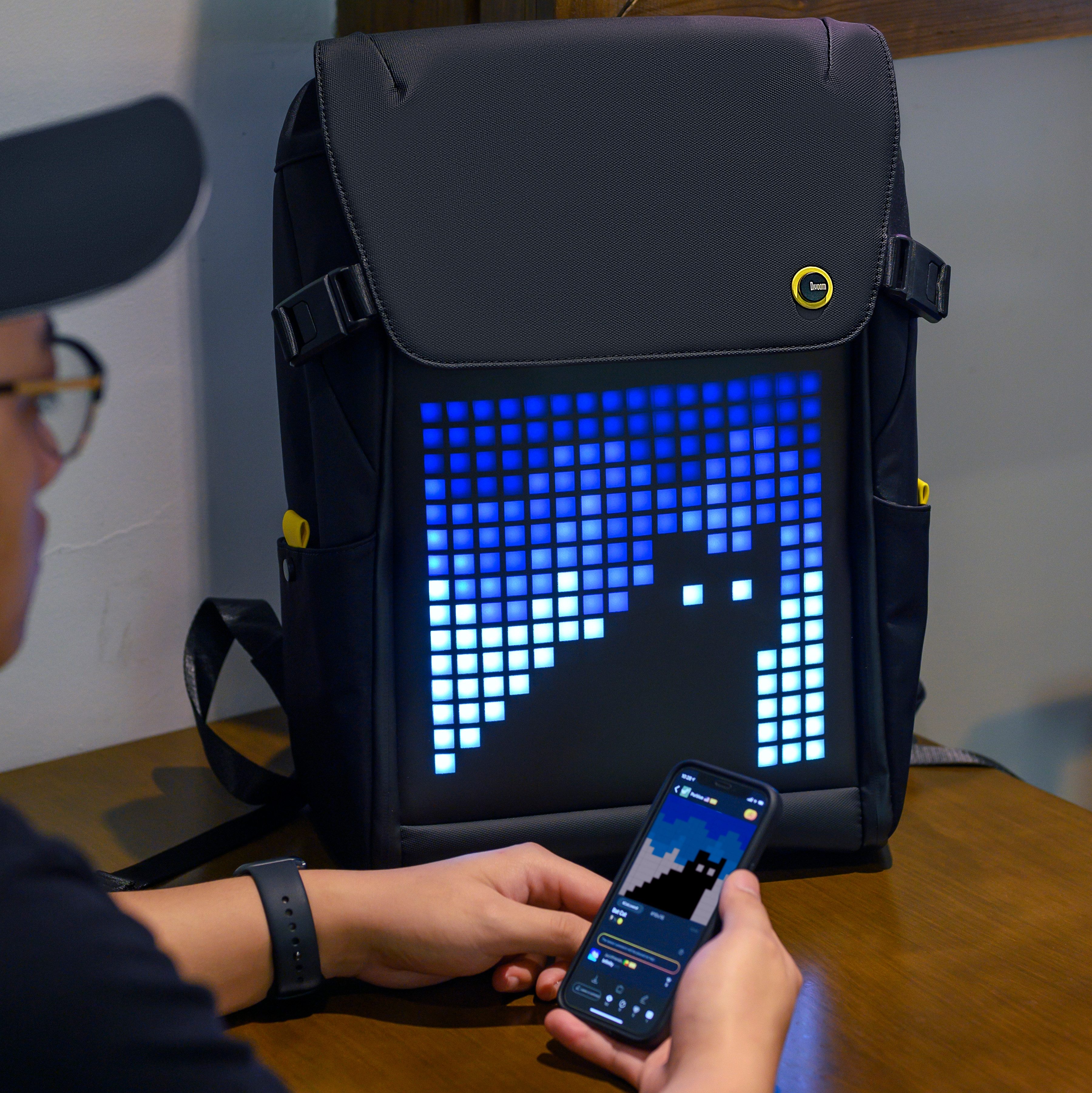 DIVOOM Laptoprucksack Divoom Backpack-M - Rucksack mit Pixel-Display - schw günstig online kaufen