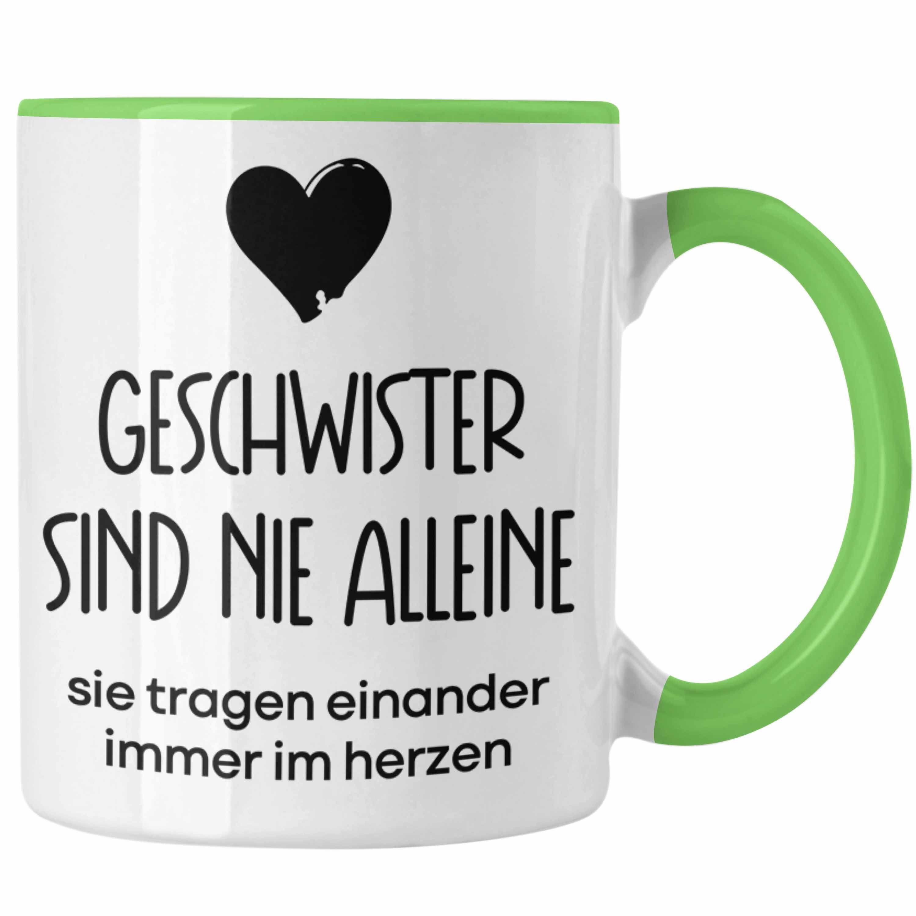 Trendation Tasse Trendation - Geschwister Sind Nie Alleine Tasse Geschenk Bruder Schwester Geschenkidee Geburtstag Grün