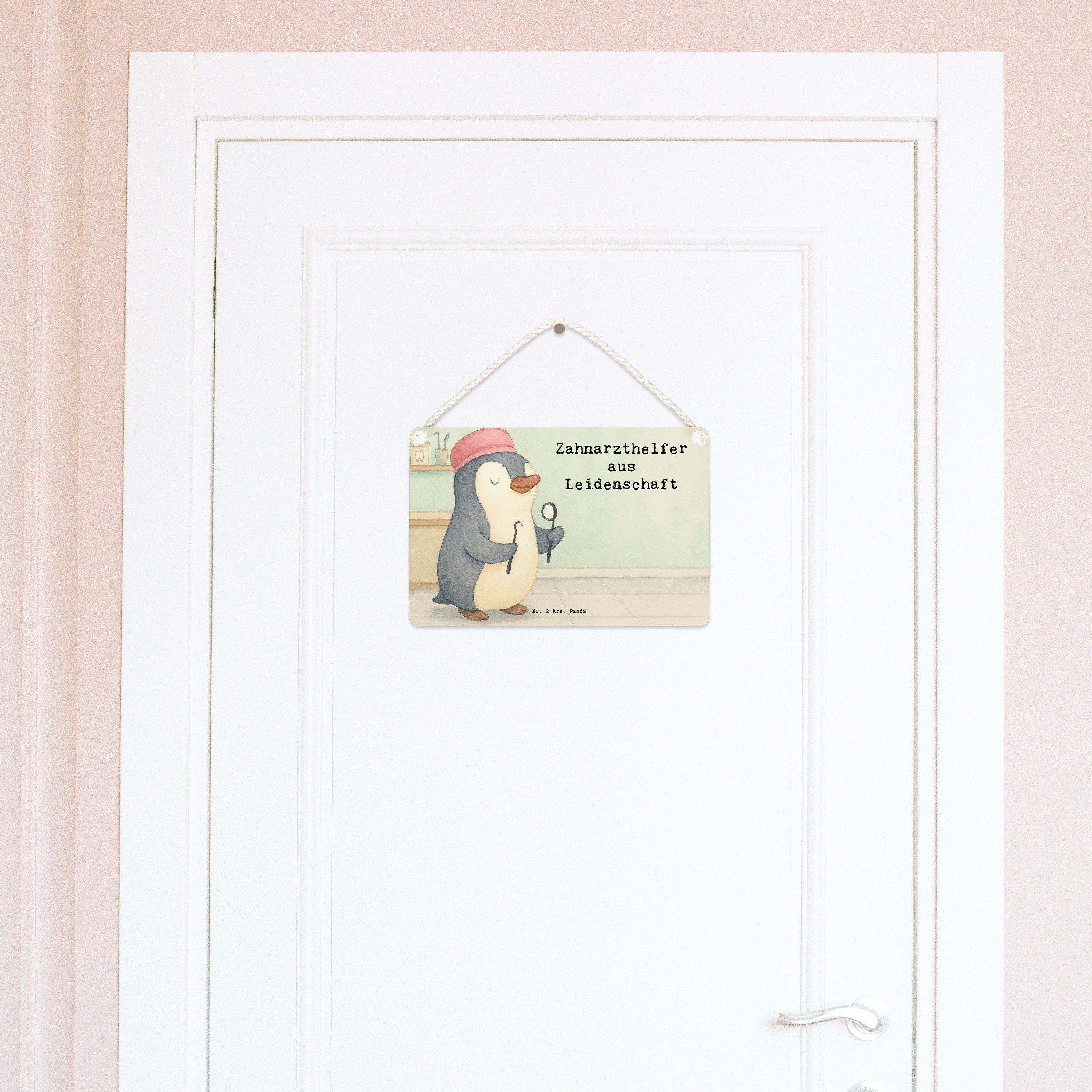 Mr. & Mrs. Panda Hinweisschild Zahnarzthelfer Leidenschaft Design, Schild DIN A6, Weiß, Deko, Türsch, (Packung), sprüche schild Motivschild Schild