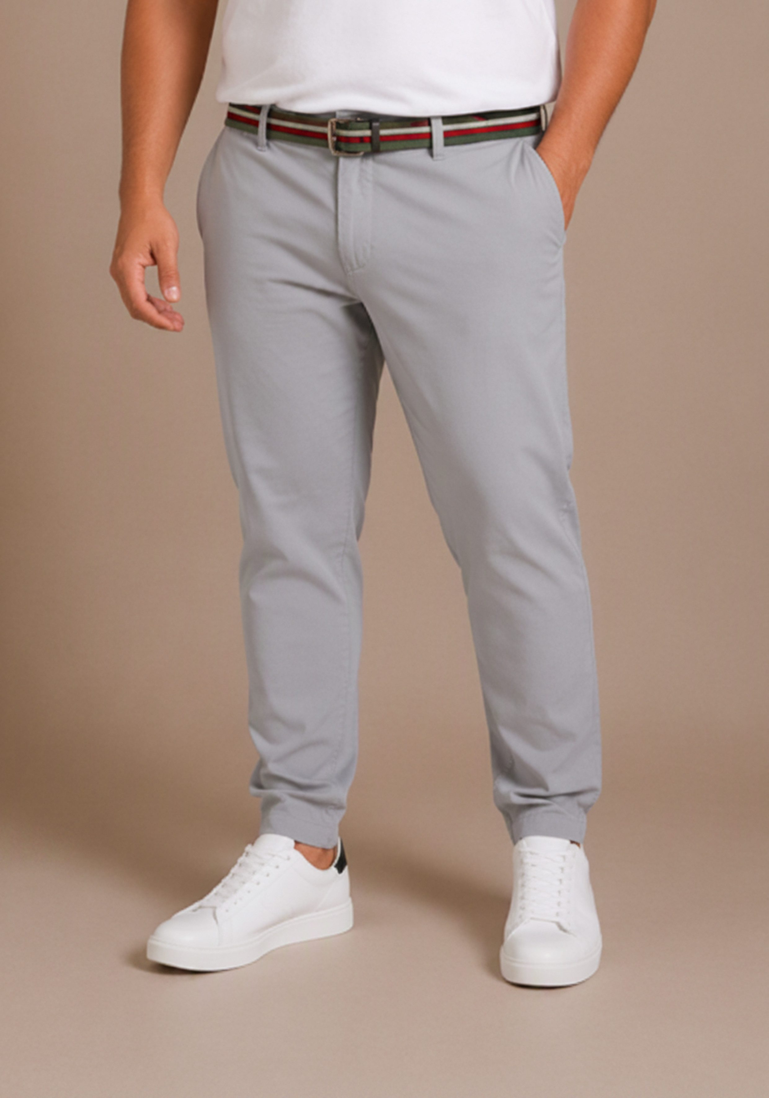 Man's World Plus Chinohose inklusive Gürtel (2-tlg) gerade Beinform, Regular Fit, mit krempelbarem Beinabschluss