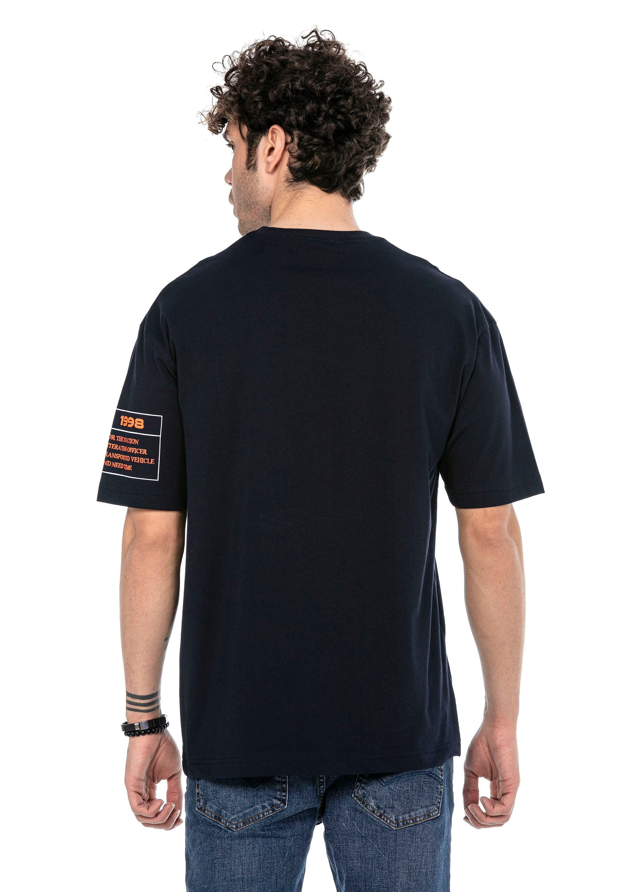 RedBridge T-Shirt McAllen mit dunkelblau Totenkopf-Print stylischem