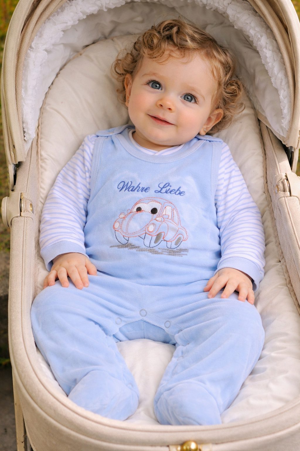 La Bortini Strampler Baby Anzug Stramplerhose aus Velours und Hemdchen in Blau mit Auto aus weichem Velours und Baumwolle, 44 50 56 62 68 74 80
