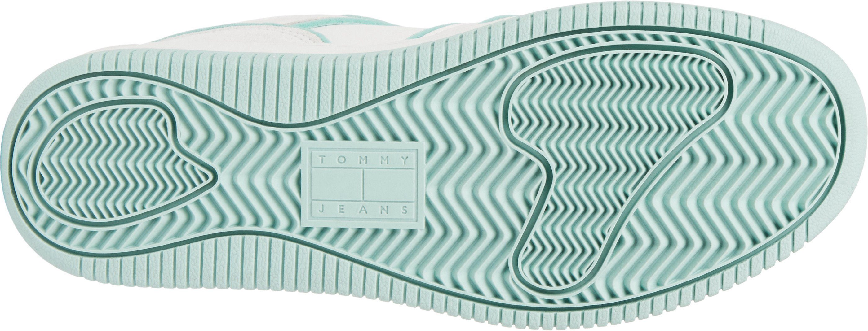 Tommy Jeans TJW RETRO BASKET mit Pastell-Besatz EDGE kontrastfarbenem FOAM Keilsneaker ecru-hellgrün