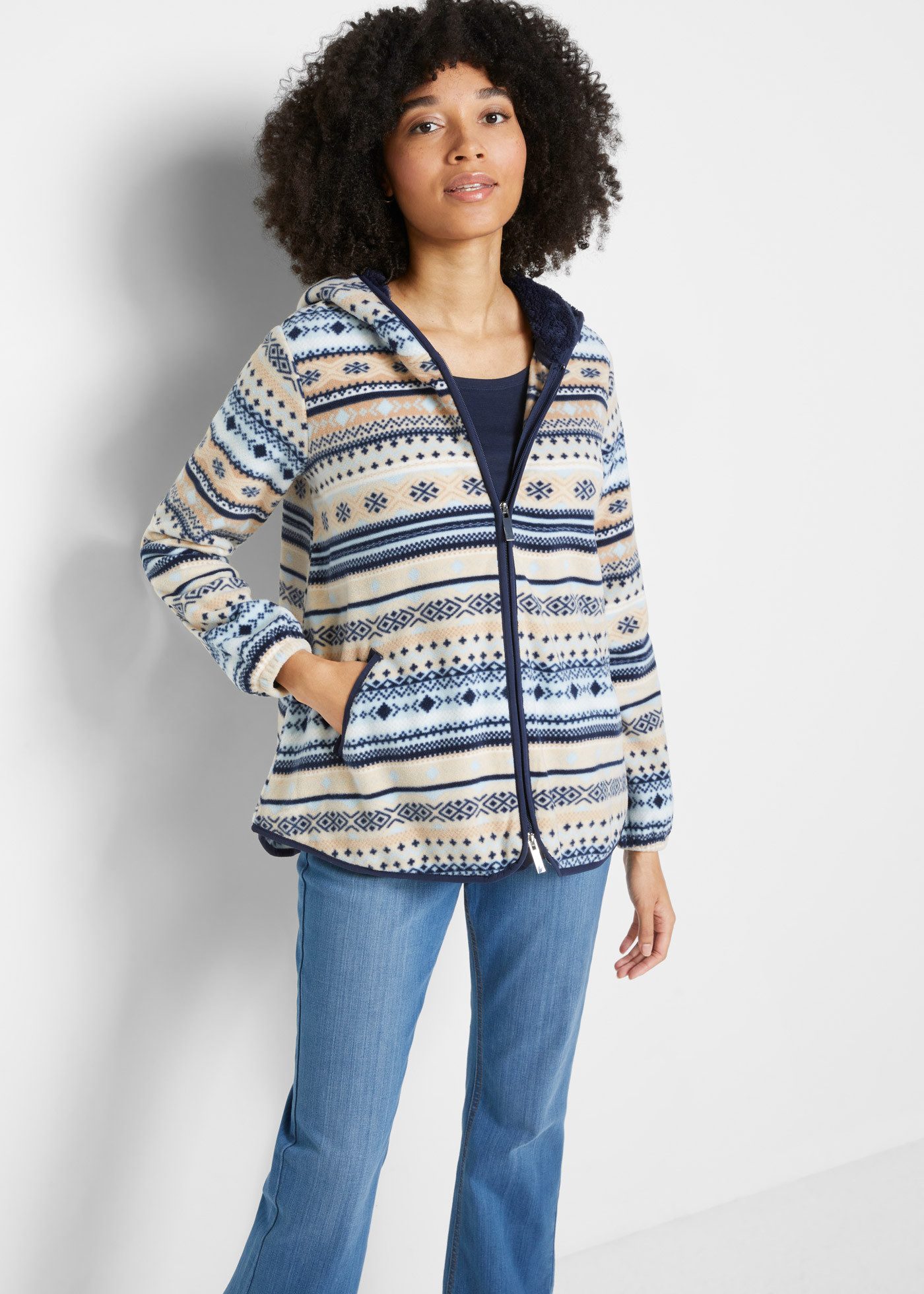bonprix Fleecejacke Winterjacke als Kapuzen-Fleecejacke mit Norweger-Muster