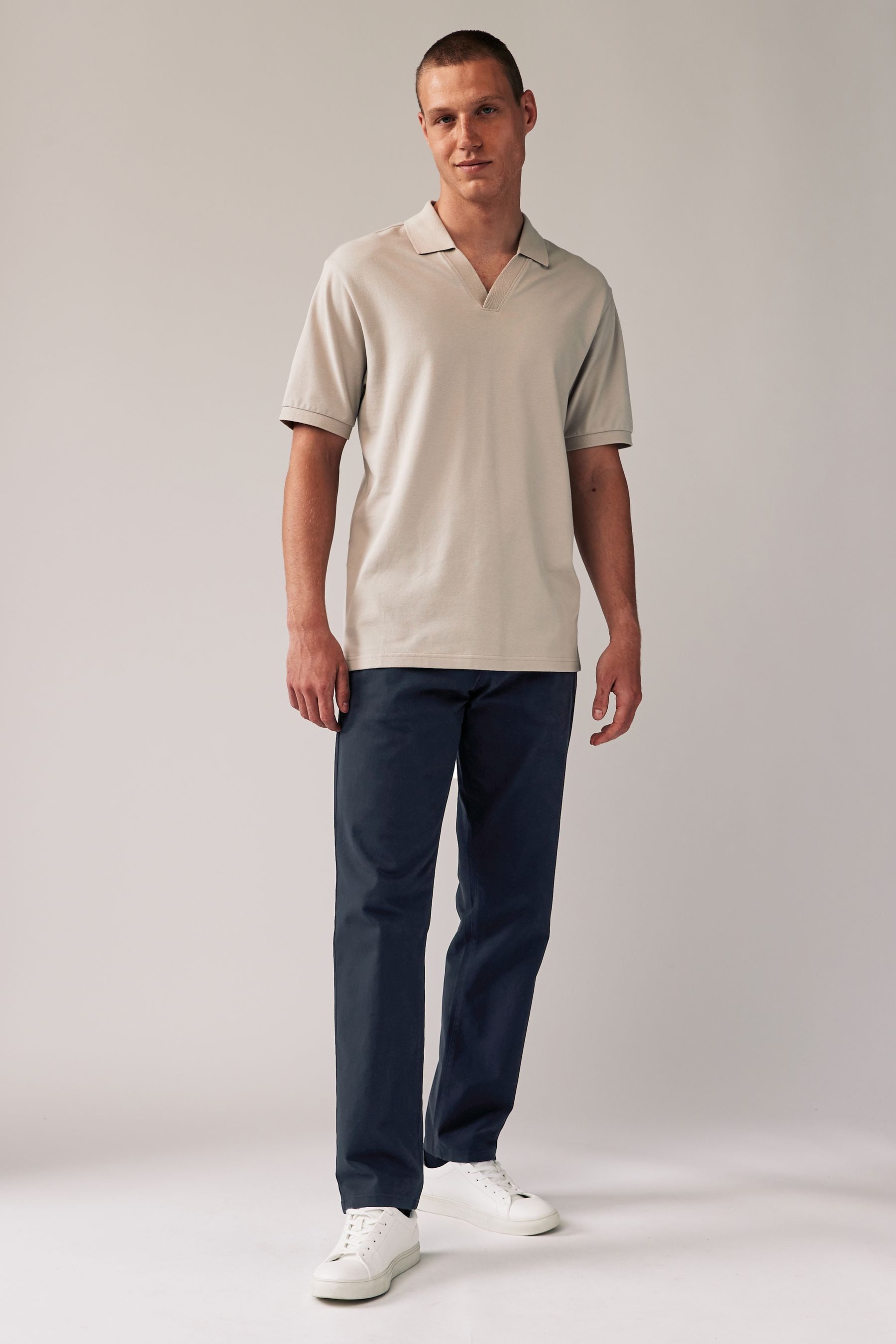 Next Chinohose Straight Fit Chinohose mit Stretch im 2er-Pack (2-tlg)
