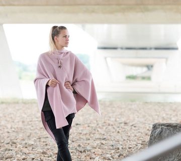 Knit Factory Strickponcho Jazz Poncho capes One Size Glatt Rosa (1-tlg) modern Strickware Strickartikel Poncho