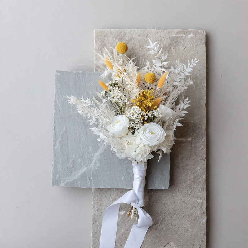 Trockenblume Unvergängliche Schönheit: Brautstrauß mit Weißen Ranunkeln, LYKKE & You, Höhe 40 cm
