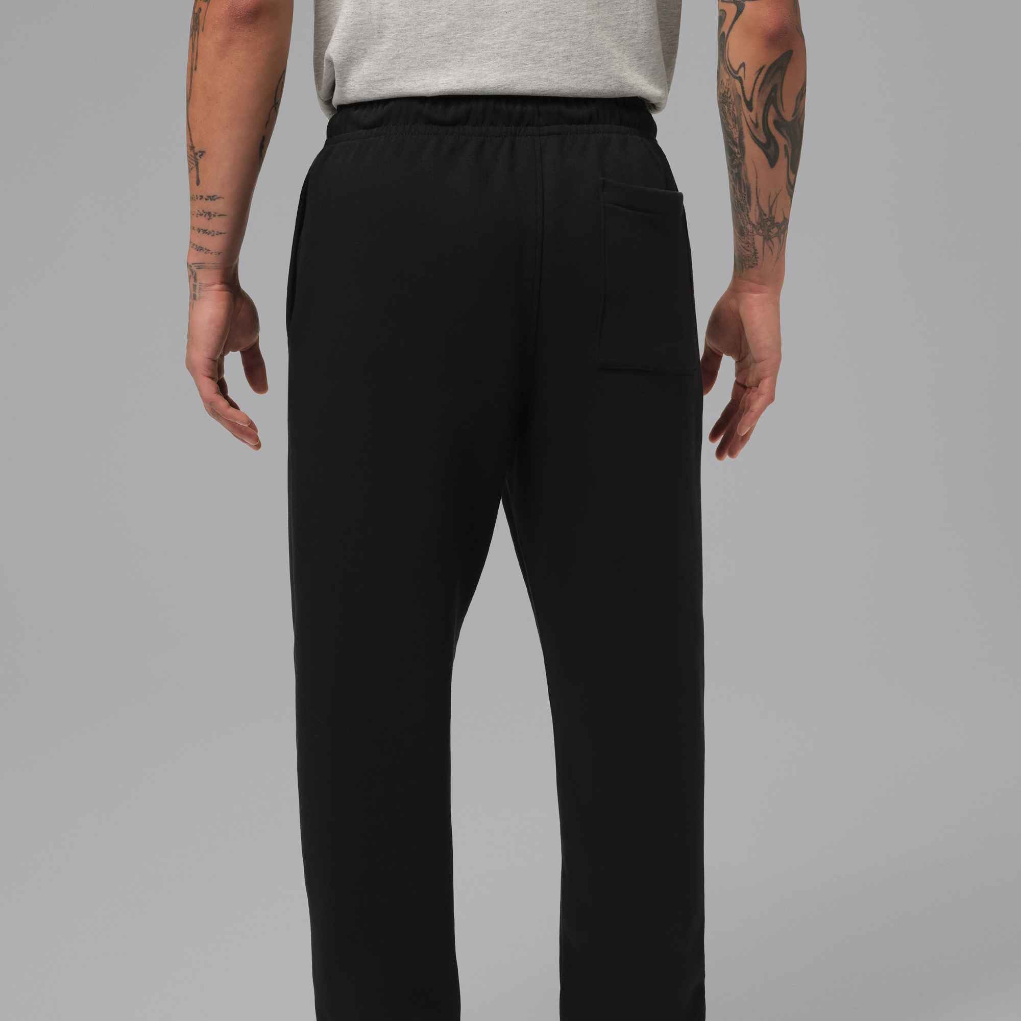 Jordan Trainingshose M J JUMPMAN FLC PANT 2 aus leichtem Fleece, mit weicher Innenseite, atmungsaktiv