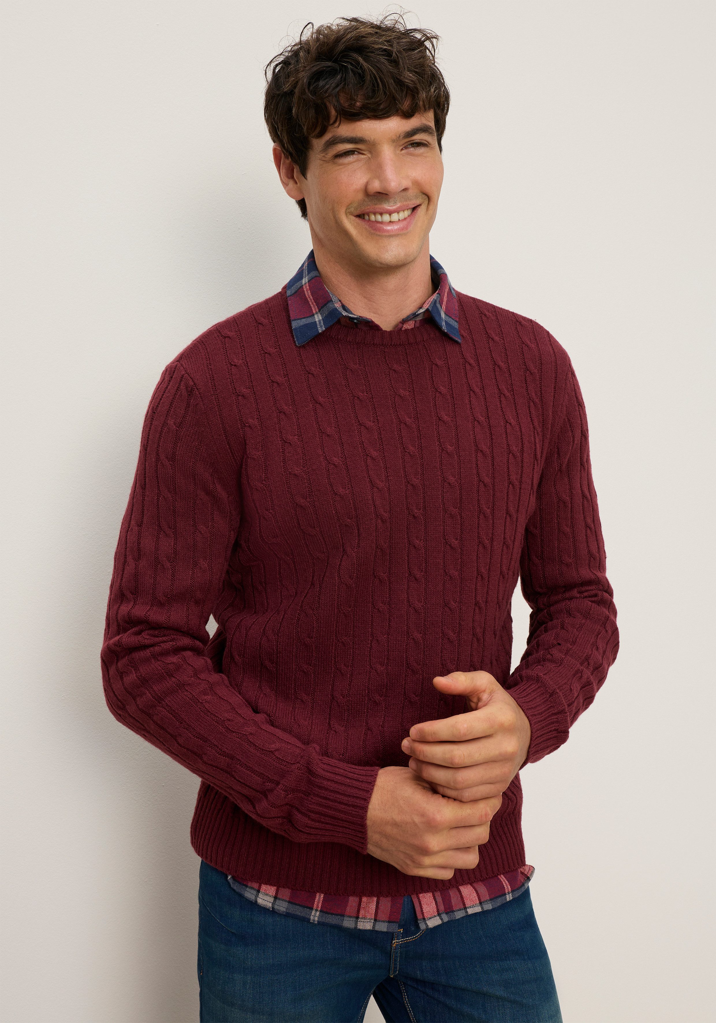 Man's World Rundhalspullover Neue Kollektion! Highlight allover Zopfmuster! weicher Griff, Perfekt für die kältere Jahreszeit. € 24,99, (€ 24,99 pro 1 Stk).