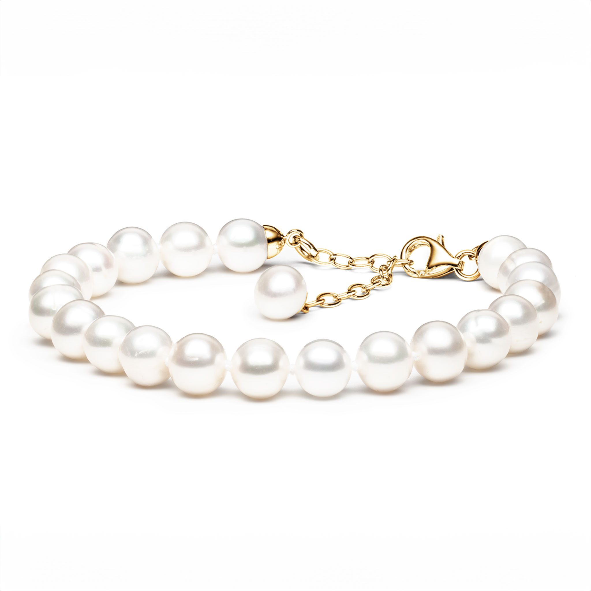 Gaura Pearls Perlenarmband Damen – Weiße Süßwasserperlen 8–9 mm • 19–22 cm variabel, 585 Gelbgold-plattierter 925 Silber Verschluss