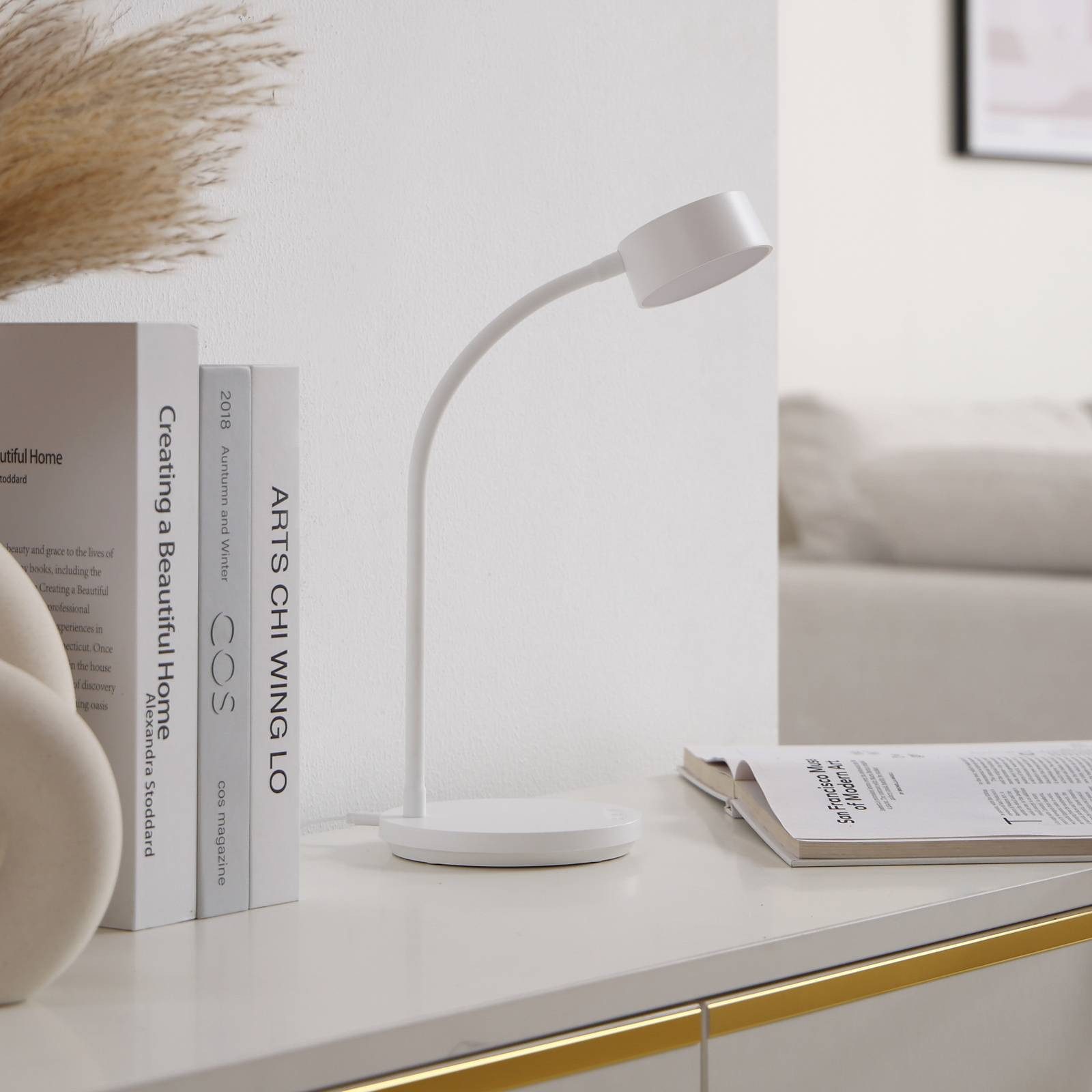 Lindby Schreibtischlampe Maori, LED, Metall, Weiß Farbwechsel warmweiß / tageslicht IP20, 1 x 3,1 W LED, Farbwechsel warmweiß / tageslicht