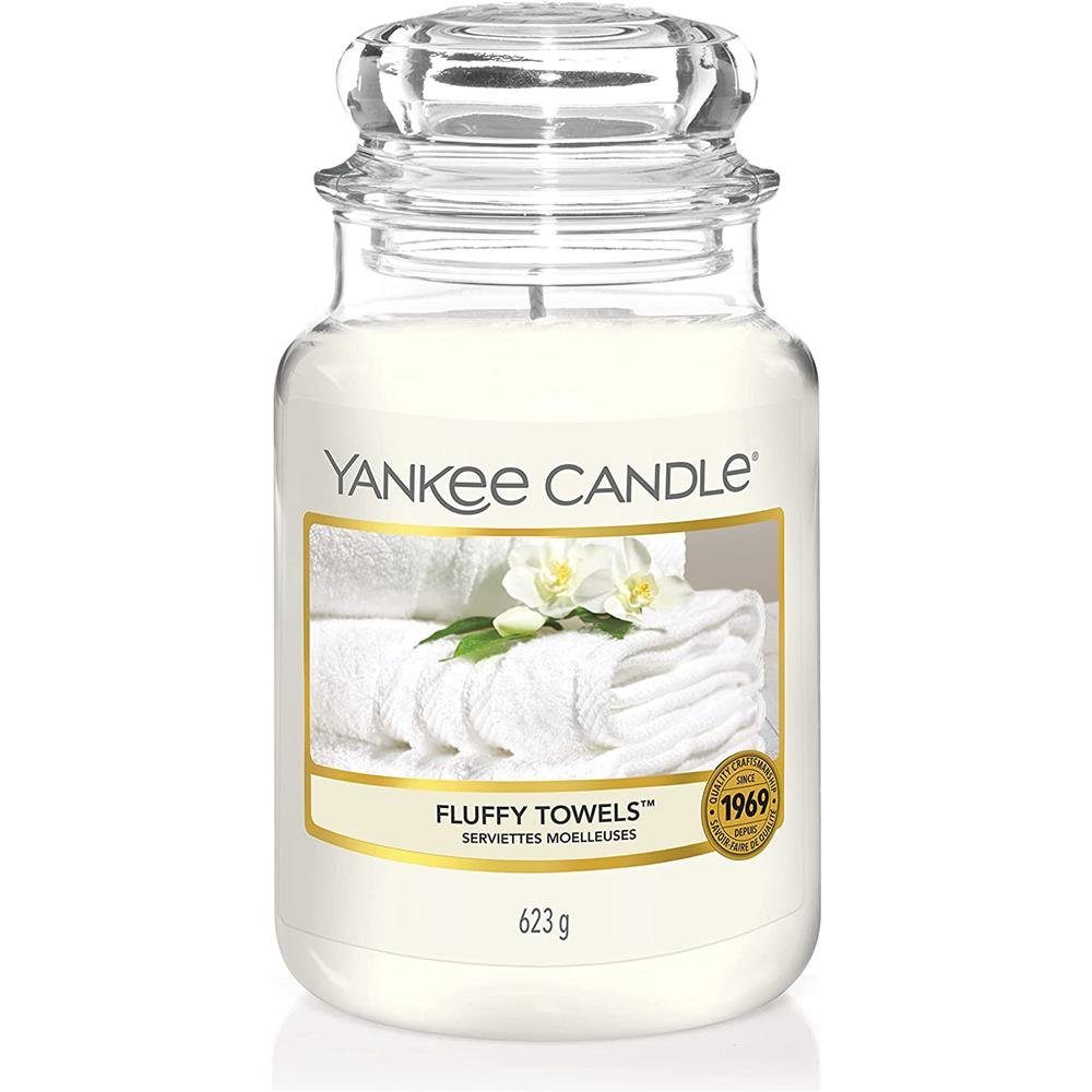 Yankee Candle Duftkerze Fluffy Towels 623 g (Duftkerze, 1-tlg., im Glas mit Deckel), Baumwolldocht, Brenndauer bis zu 150 Stunden, Geschenk, Kerze