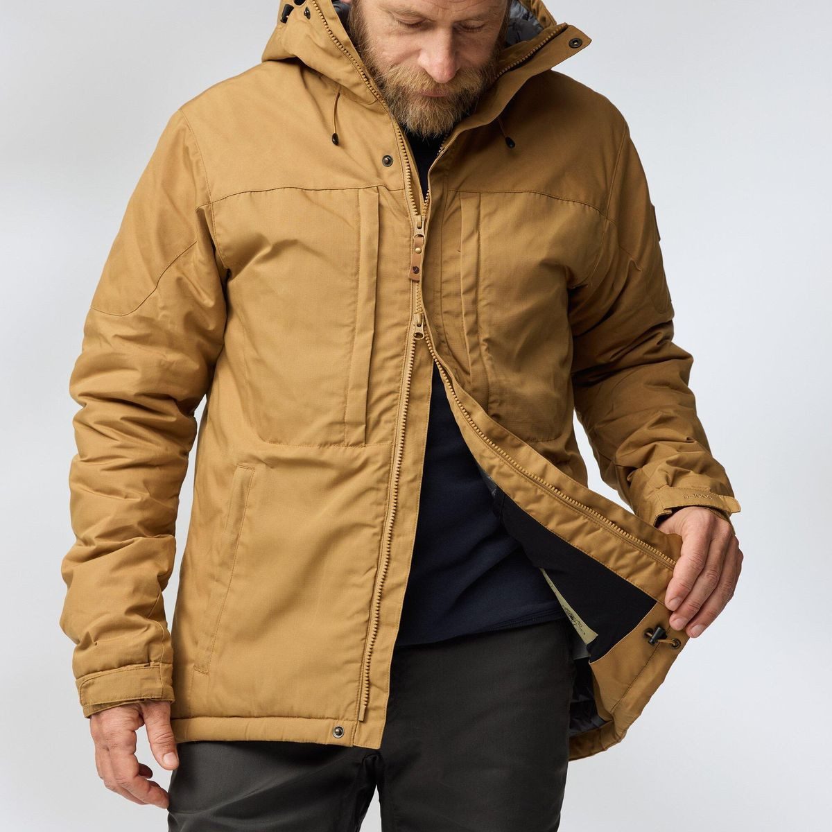 Fjällräven Steppjacke Skogsö Padded Jacket M Winddichte, wasserabweisende Herrenjacke mit PrimaLoft®-Isolierung
