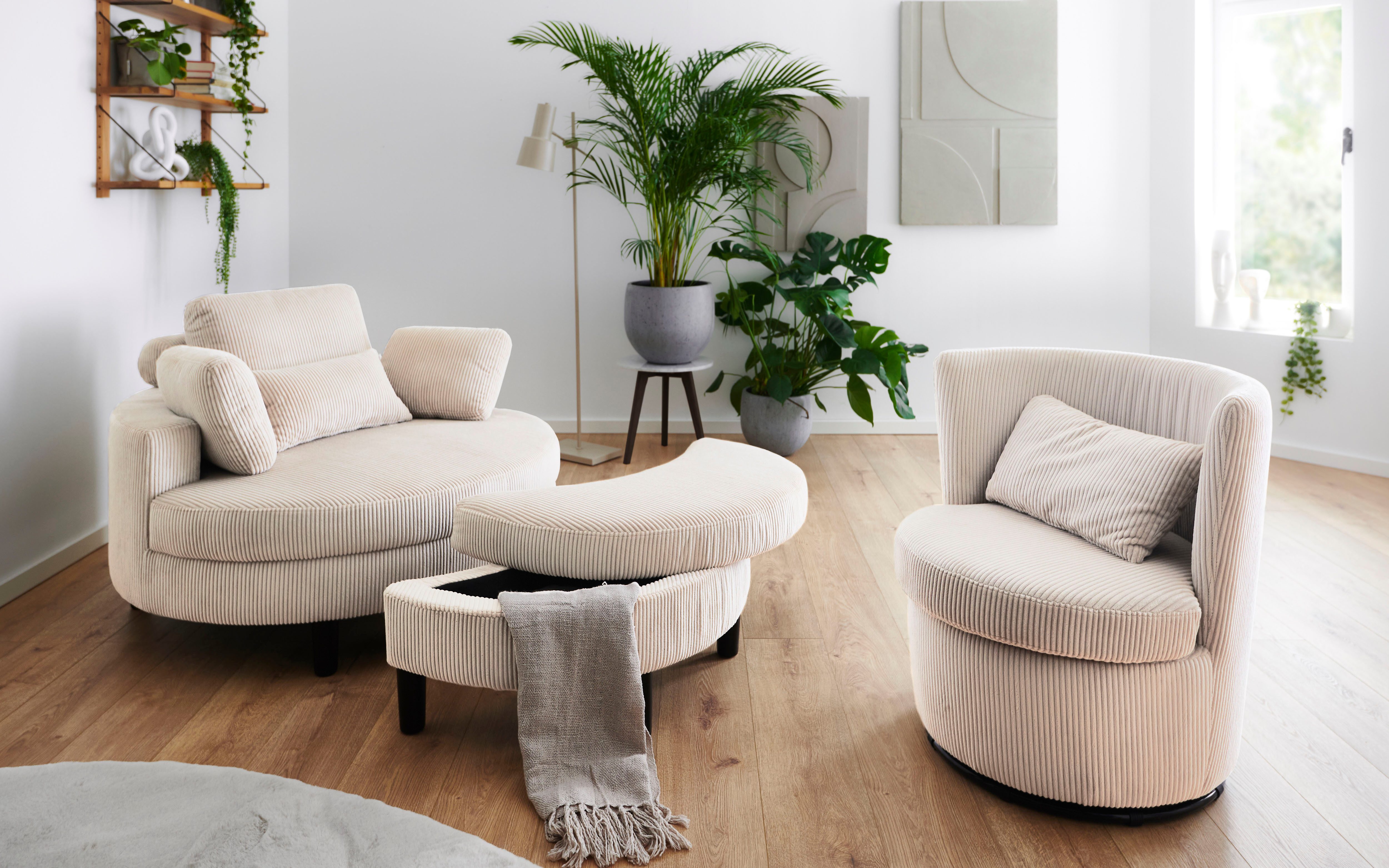 ATLANTIC home collection Loveseat Ravi Sessel, B: 114 cm, Sitzhöhe: 42 cm, XXL- Sessel, mit Stauraumhocker, Rückenstütze & 4 Zierkissen