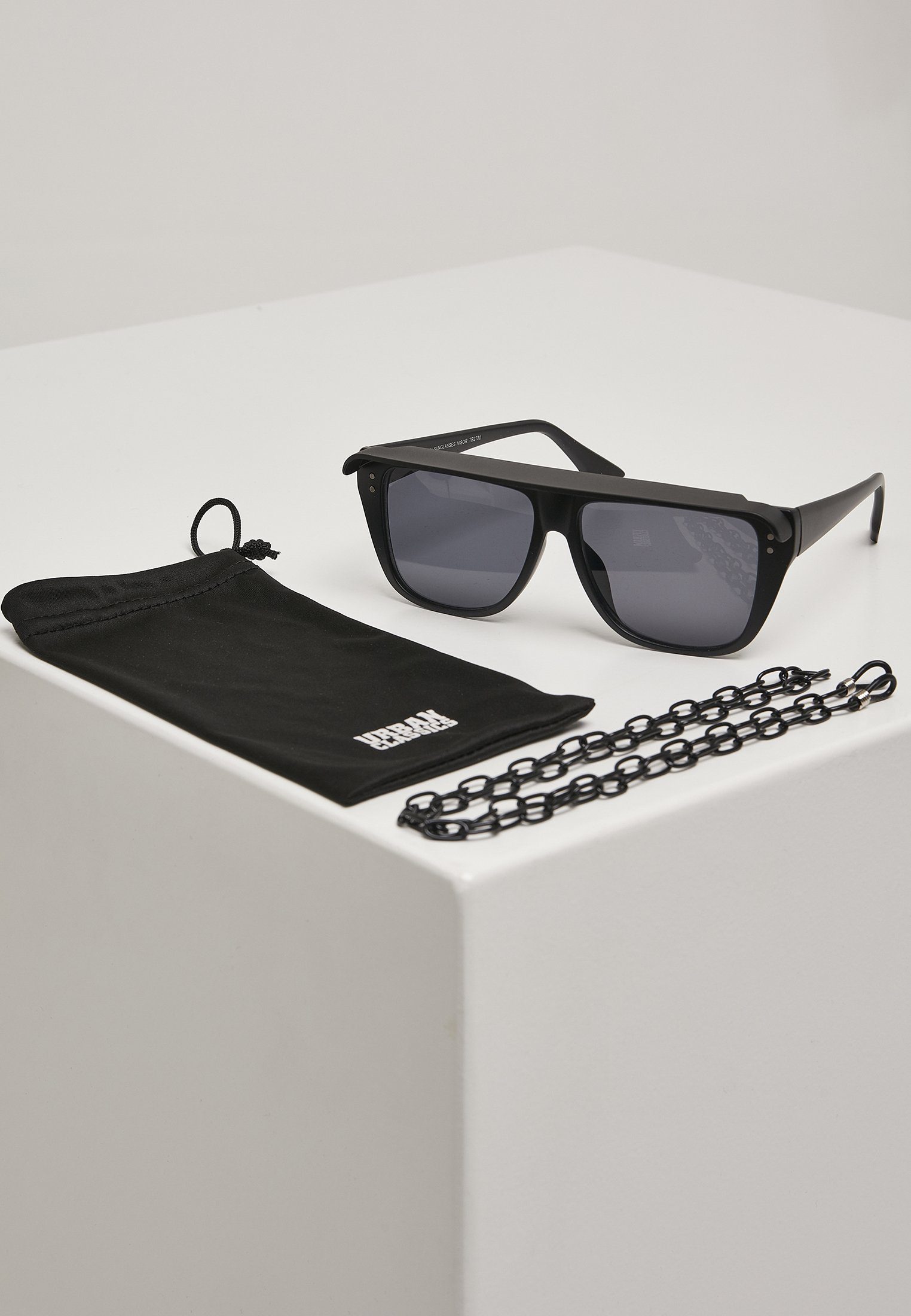 URBAN CLASSICS Sonnenbrille 108 Visor Sunglasses Accessoires Chain