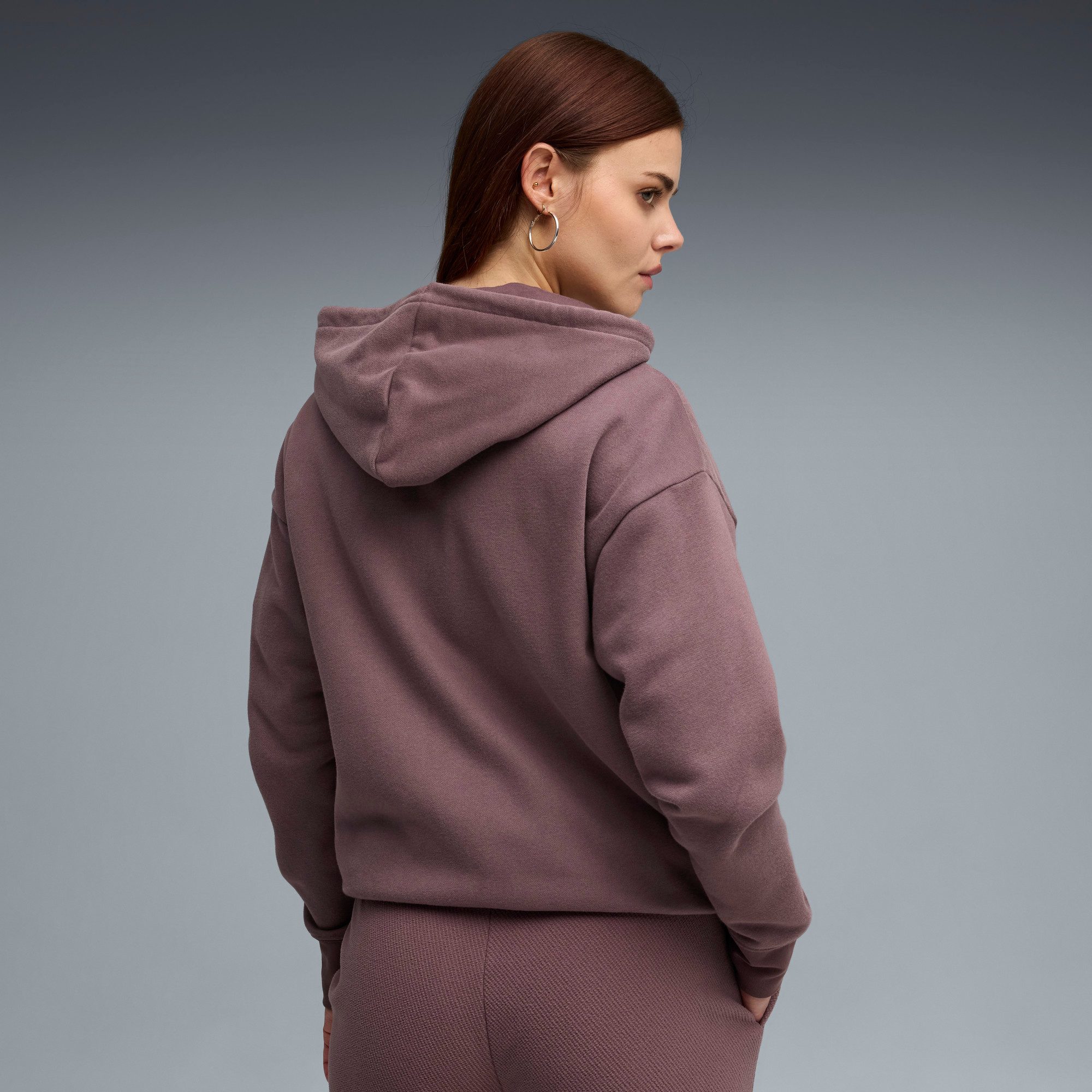 PUMA Kapuzensweatshirt HER RELAXED FULL-ZIP HOODIE FL mit Reißverschluss, mit Kängurutasche