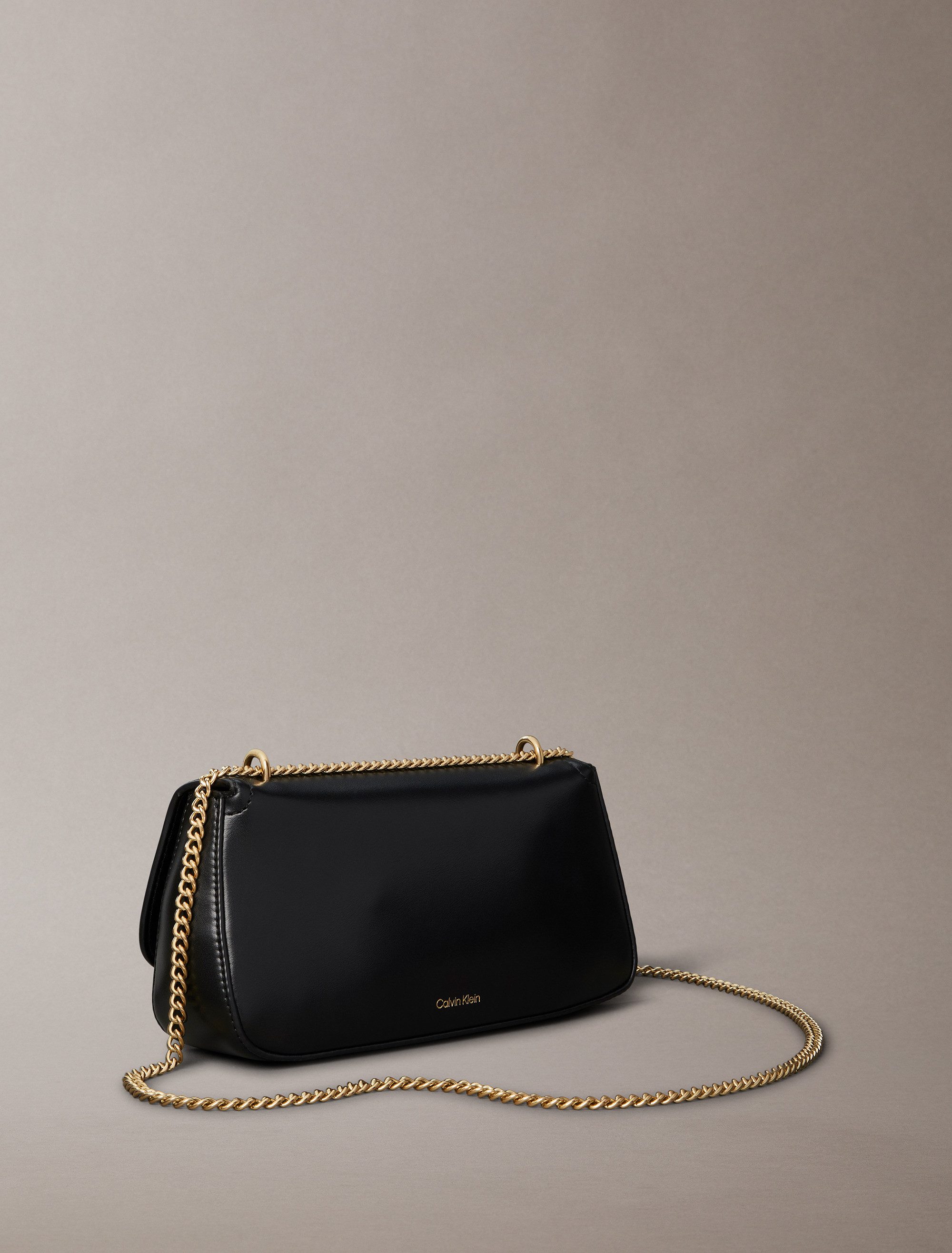 Calvin Klein Umhängetasche CK CONVERTIBLE CHAIN günstig online kaufen