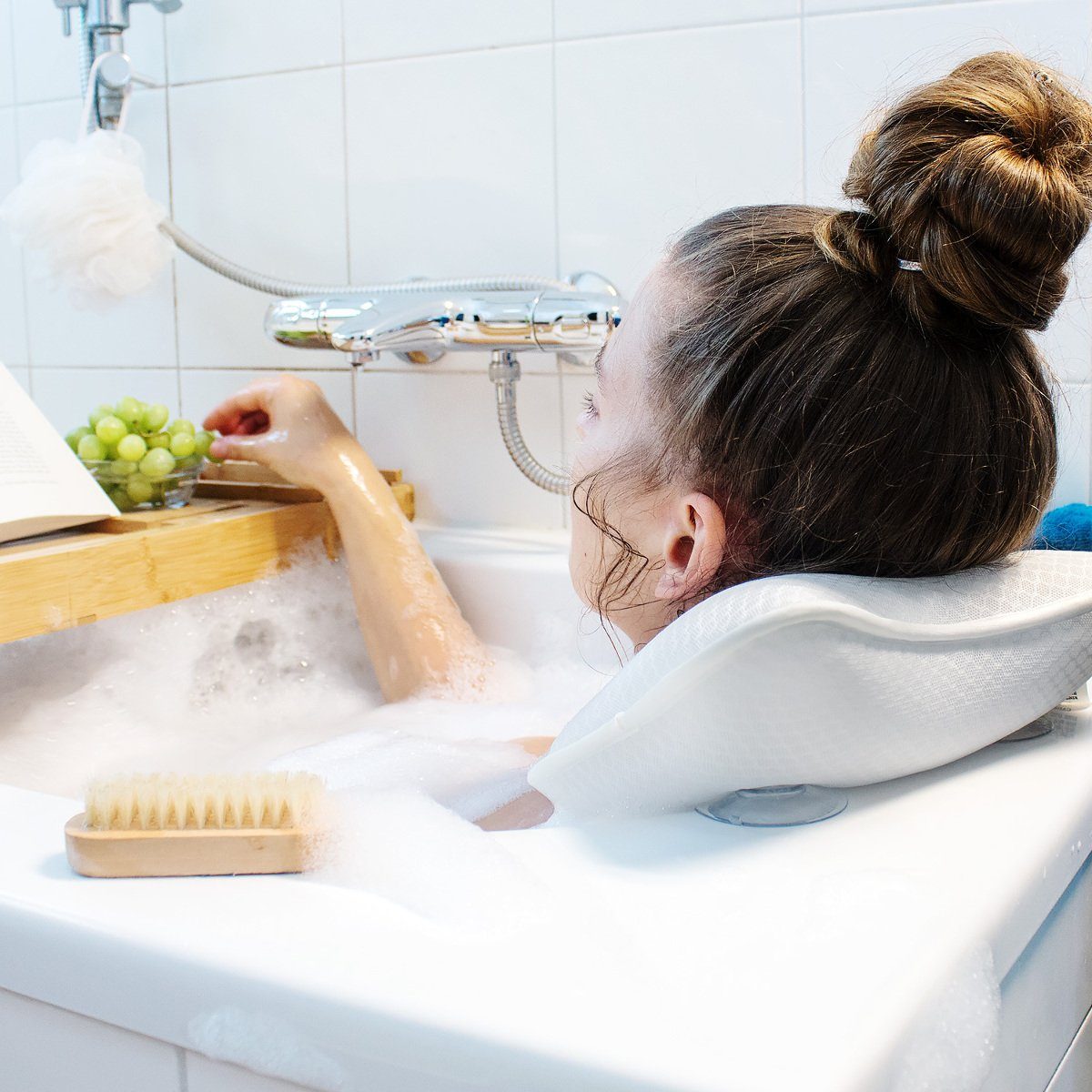 Navaris Kopfkissen Kleines Badewannenkissen aus Mesh - Anti-Rutsch-Kopfkiss günstig online kaufen