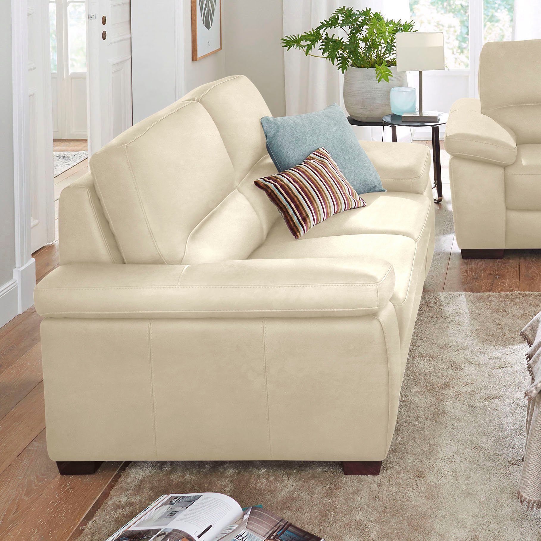 CALIA ITALIA 3-Sitzer Gaia, Sofa im edlen Design und mit erstklassigem Sitzkomfort, aus pflegeleichtem Luxus-Microfaser Ginevra Hydro Care