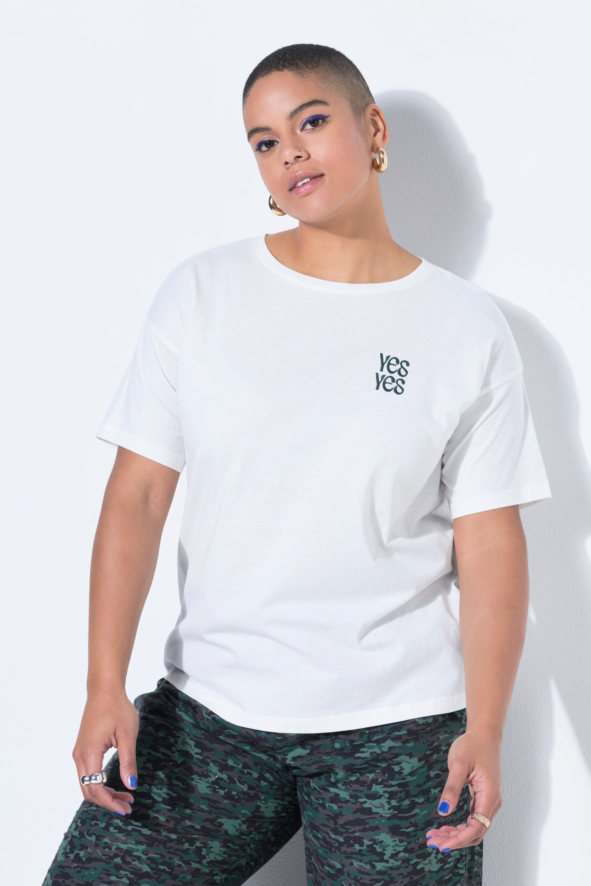 T-Shirt T-Shirt oversized Statement Stickerei