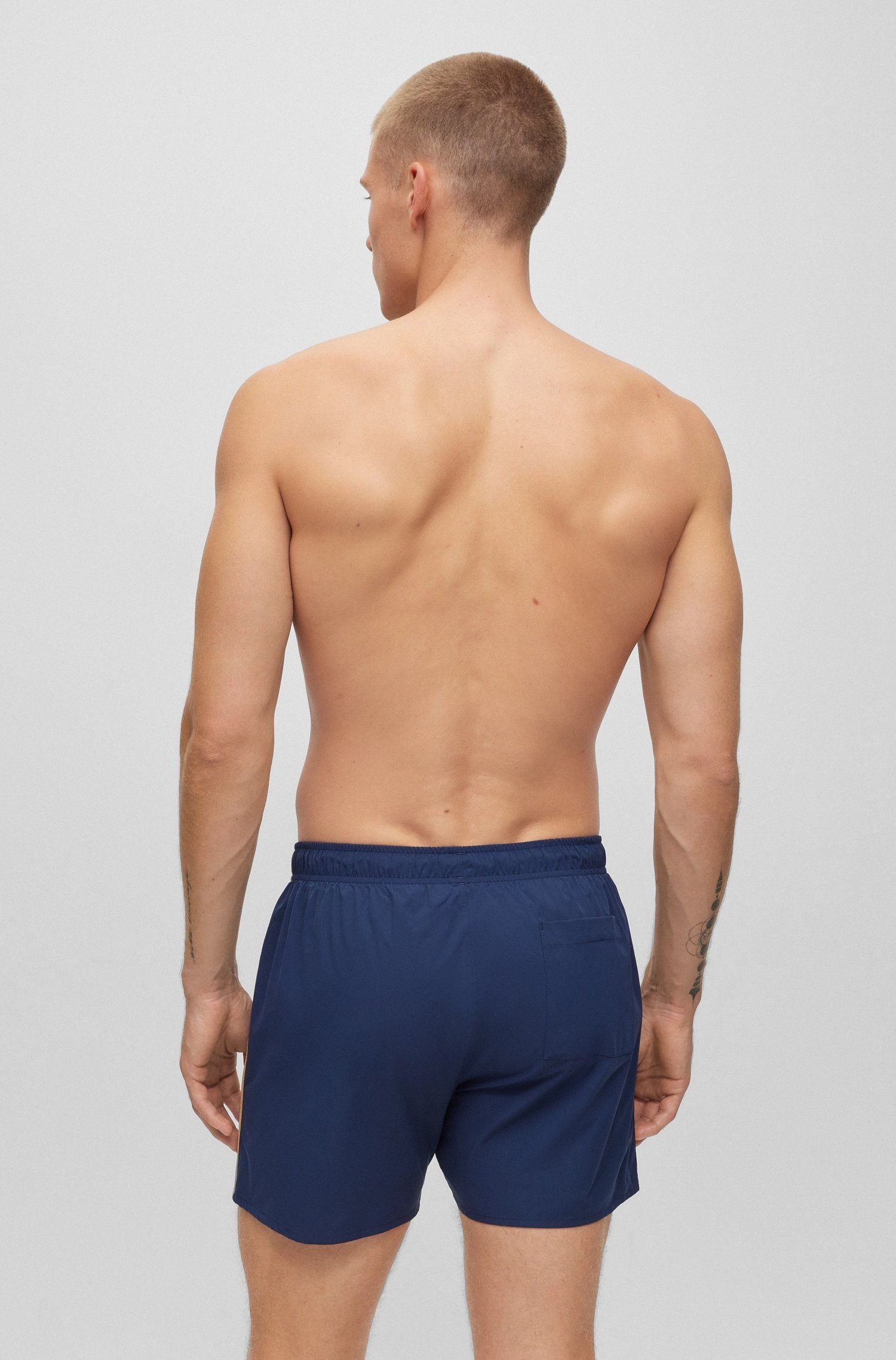BOSS Badeshorts Iconic mit Gesäßtasche