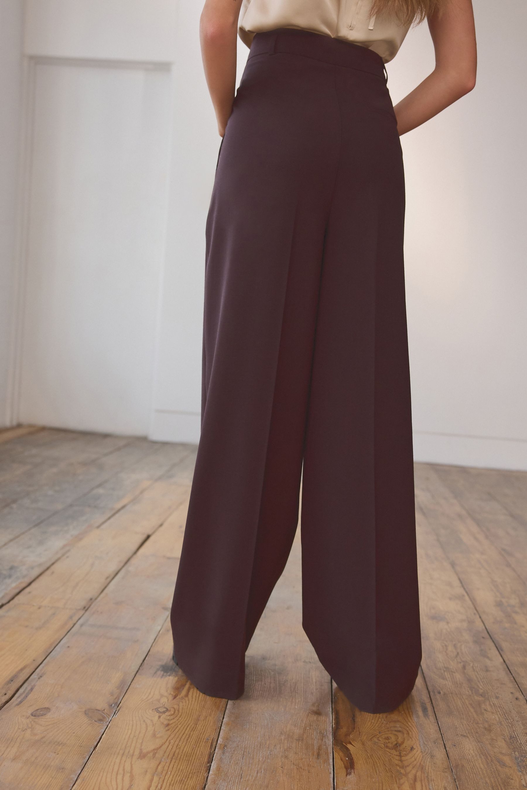 Next Anzughose Premium Staight Fit Hose aus Wollgemisch (1-tlg)