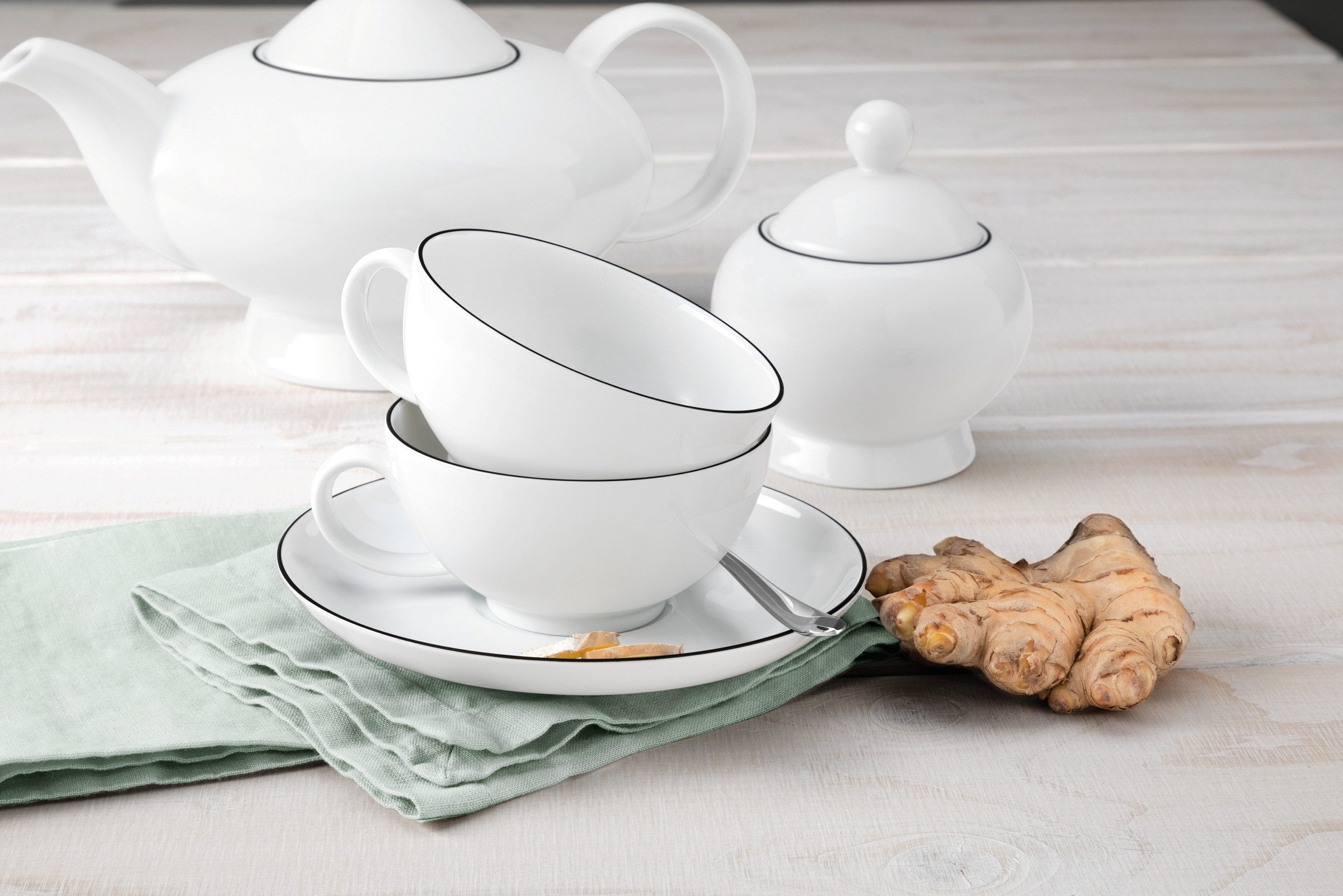 Seltmann Weiden Teeservice Geschirr-Set Lido Black Line (18-tlg), 6 Personen, Porzellan, Tassen, Untertassen, Teller,18 Teile, für 6 Personen, Made in Germany