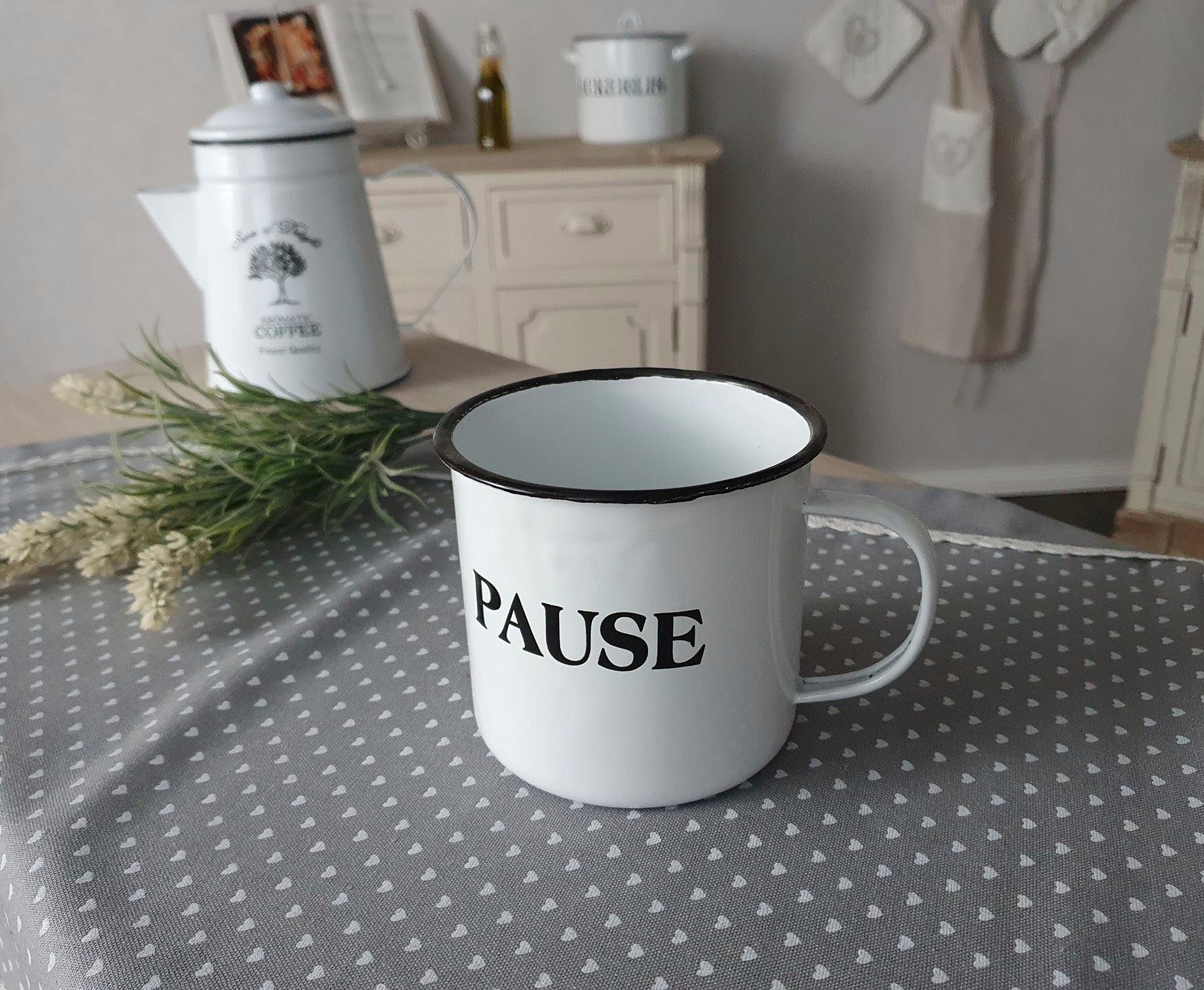 Ambiente Haus Tasse Becher PAUSE aus Emaille in Antikweiß, 1-tlg., Emaille