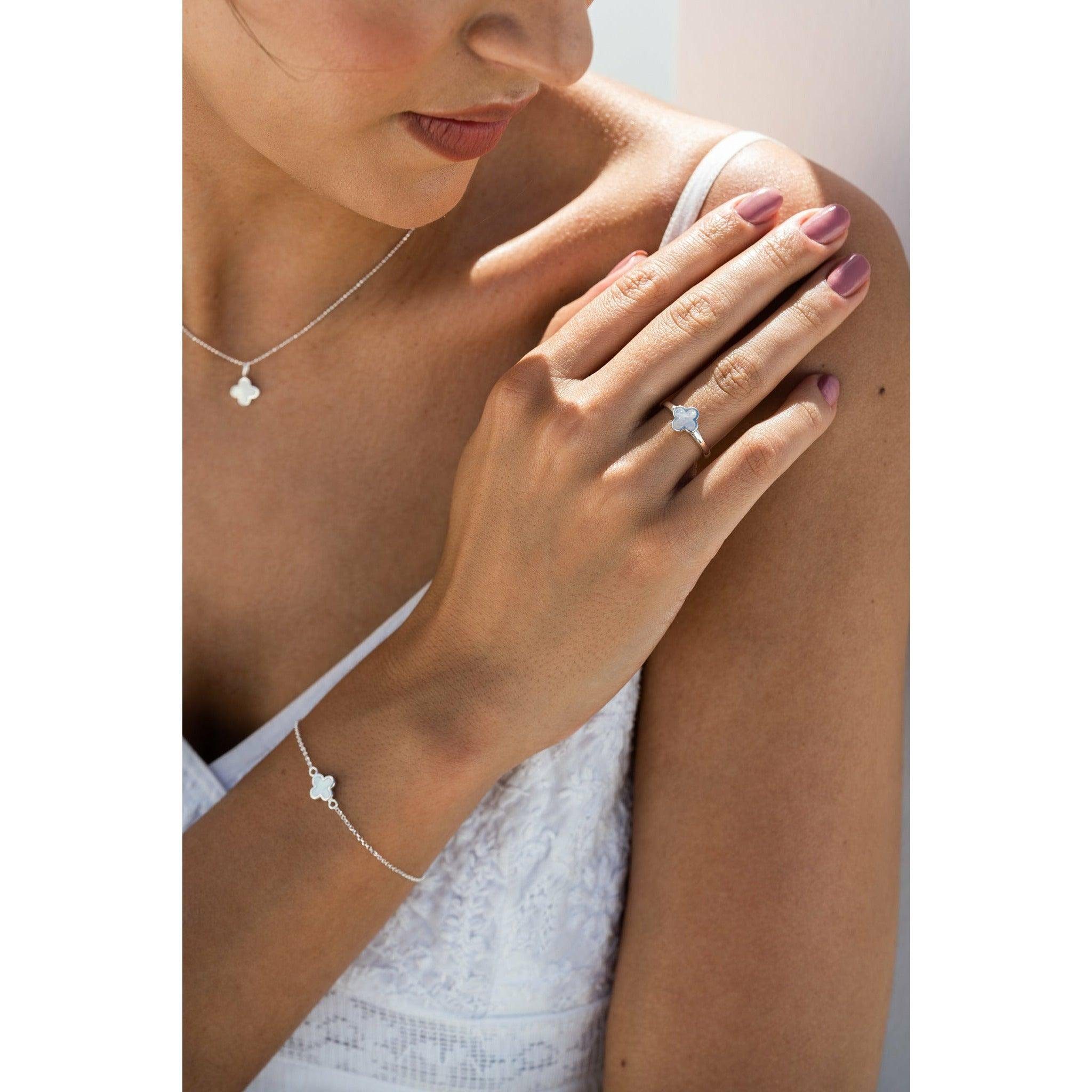 iz-el Fingerring Ring Silber Kleeblatt Perlmutt günstig online kaufen
