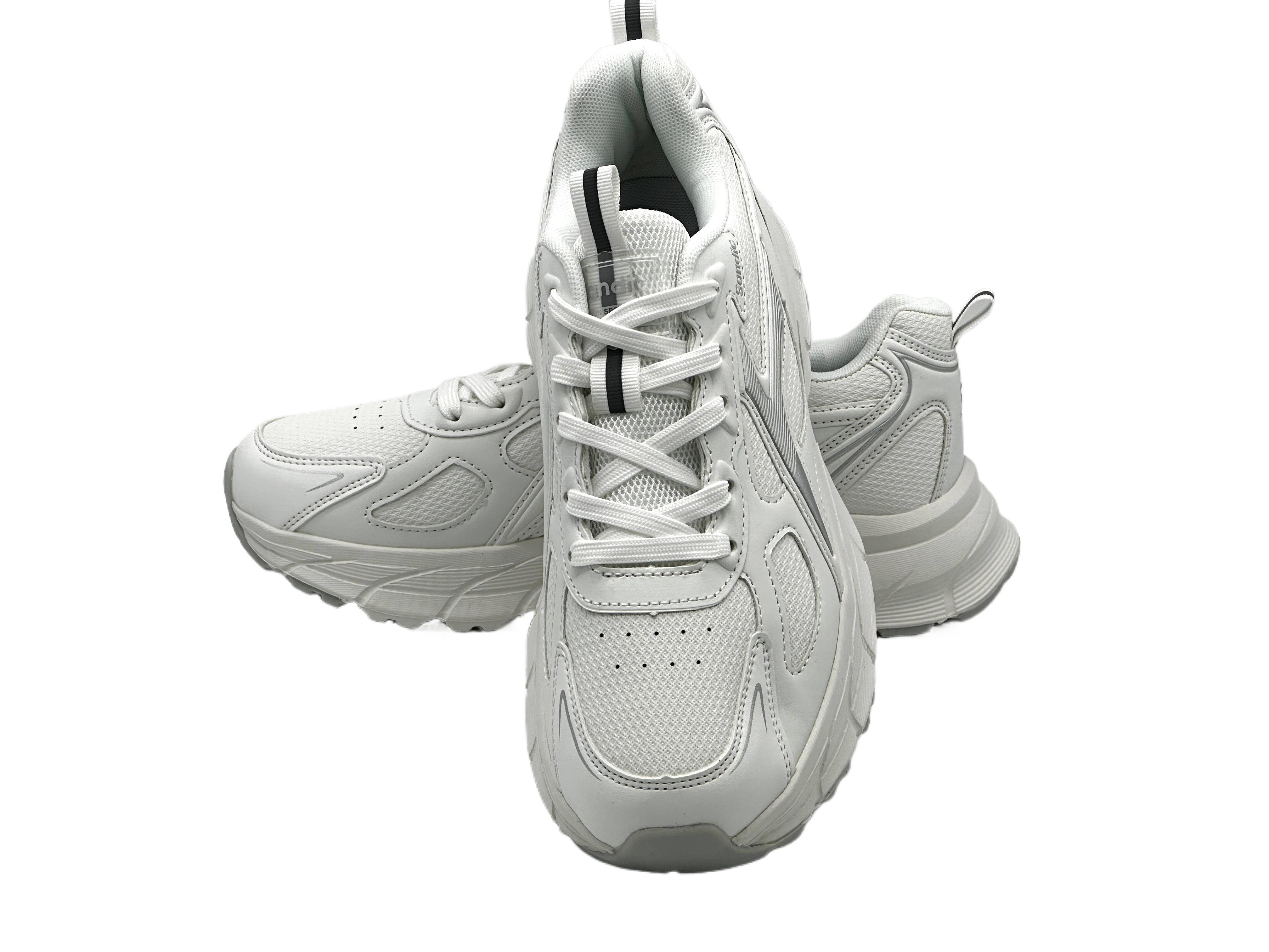 Nowaland Sportliche Sneaker mit wasserabweisendem Obermaterial günstig online kaufen