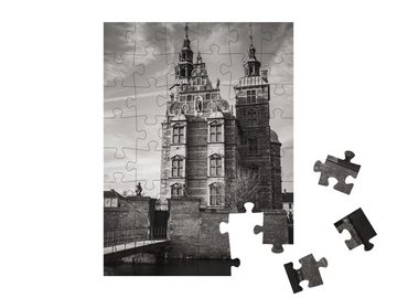 puzzleYOU Puzzle Eingang und Brücke zum Schloss Rosenborg, Dänemark, 48 Puzzleteile, puzzleYOU-Kollektionen Skandinavien