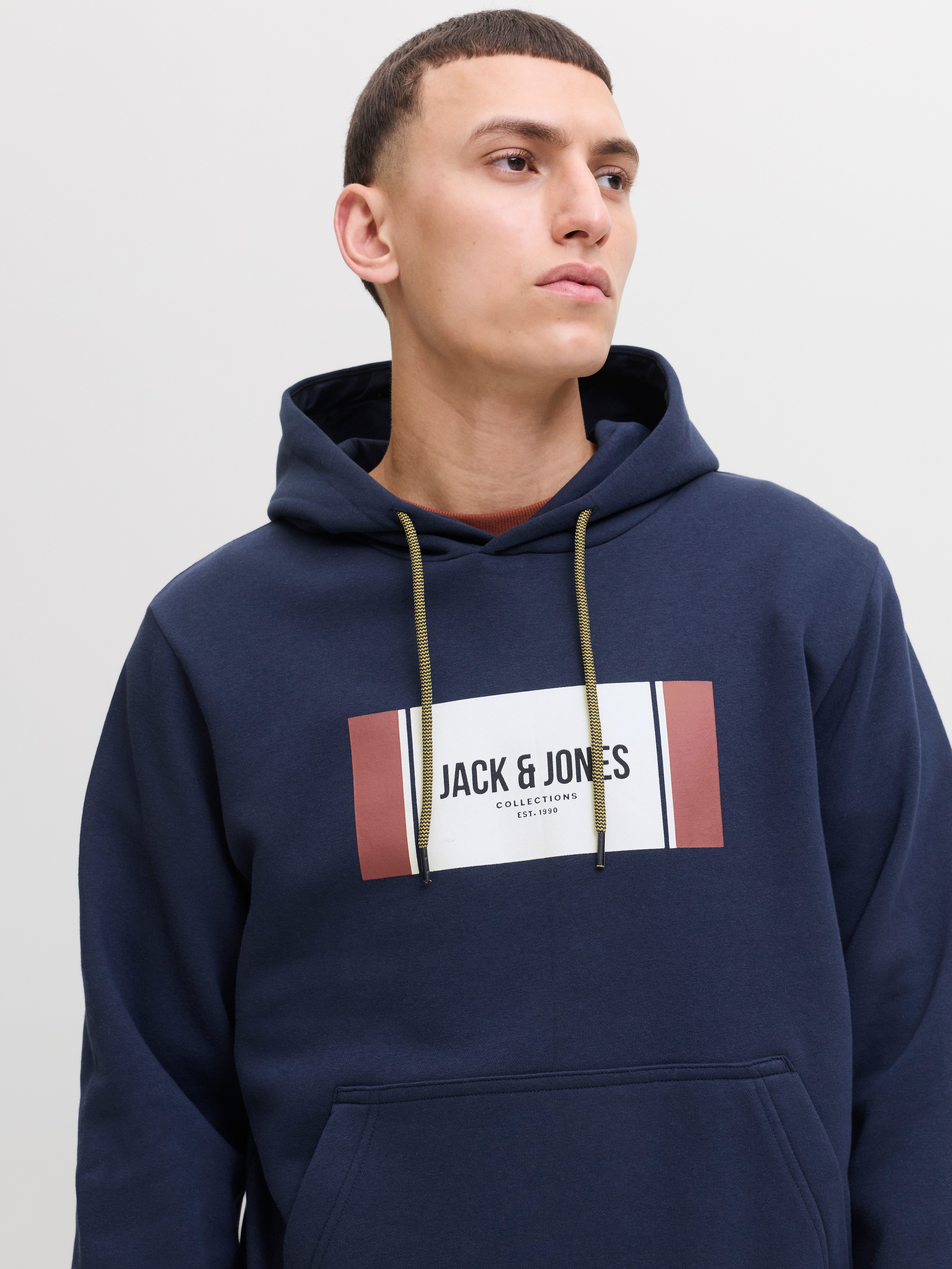 Jack & Jones Kapuzensweatshirt JJHAYATO SWEAT HOOD BTS günstig online kaufen