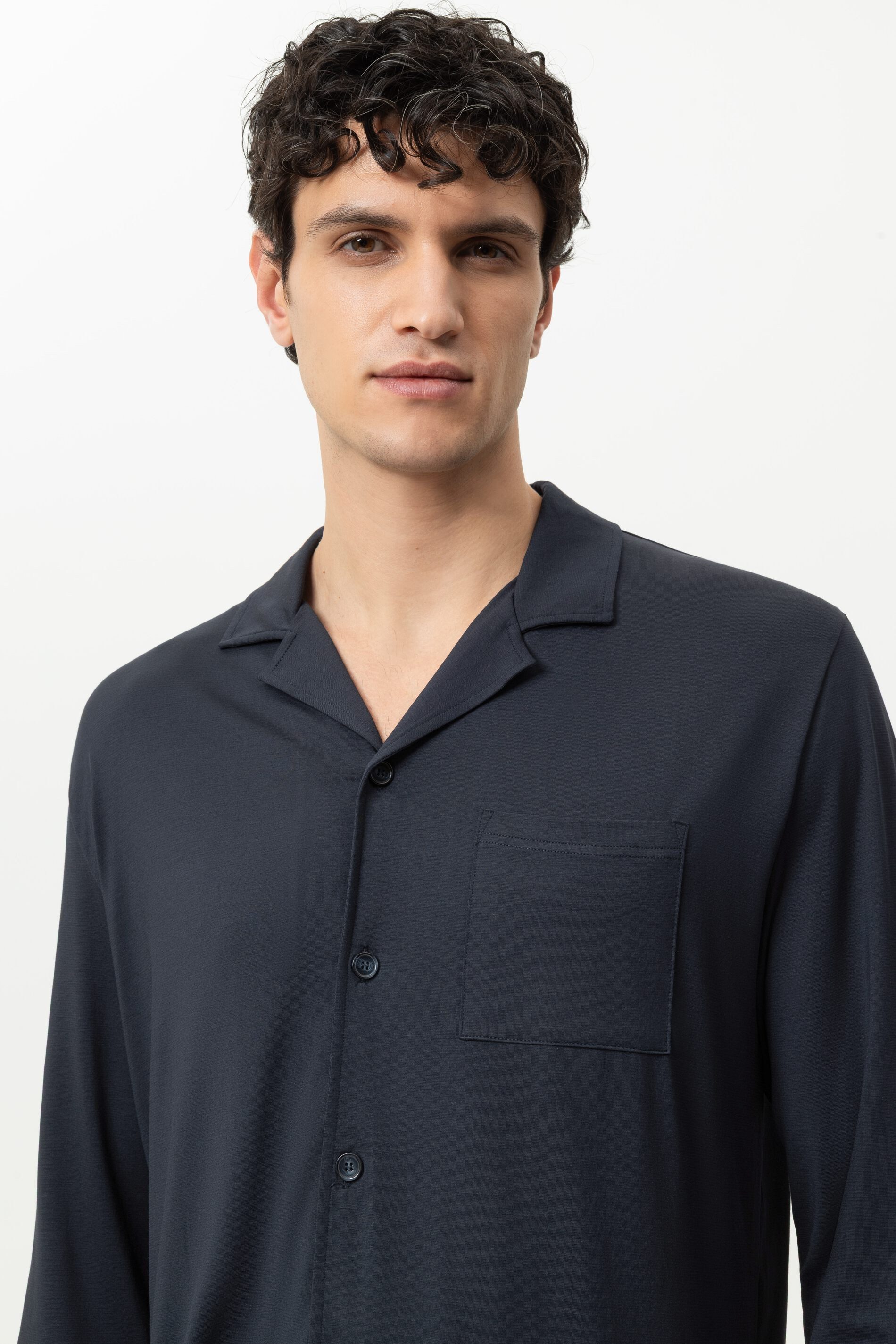 Mey Schlafanzug Mey Anzug lang Serie Iconic Nightshift Uni Pyjama (2 tlg) Moderner Pyjama, softer Modal-Mix, mit Taschen