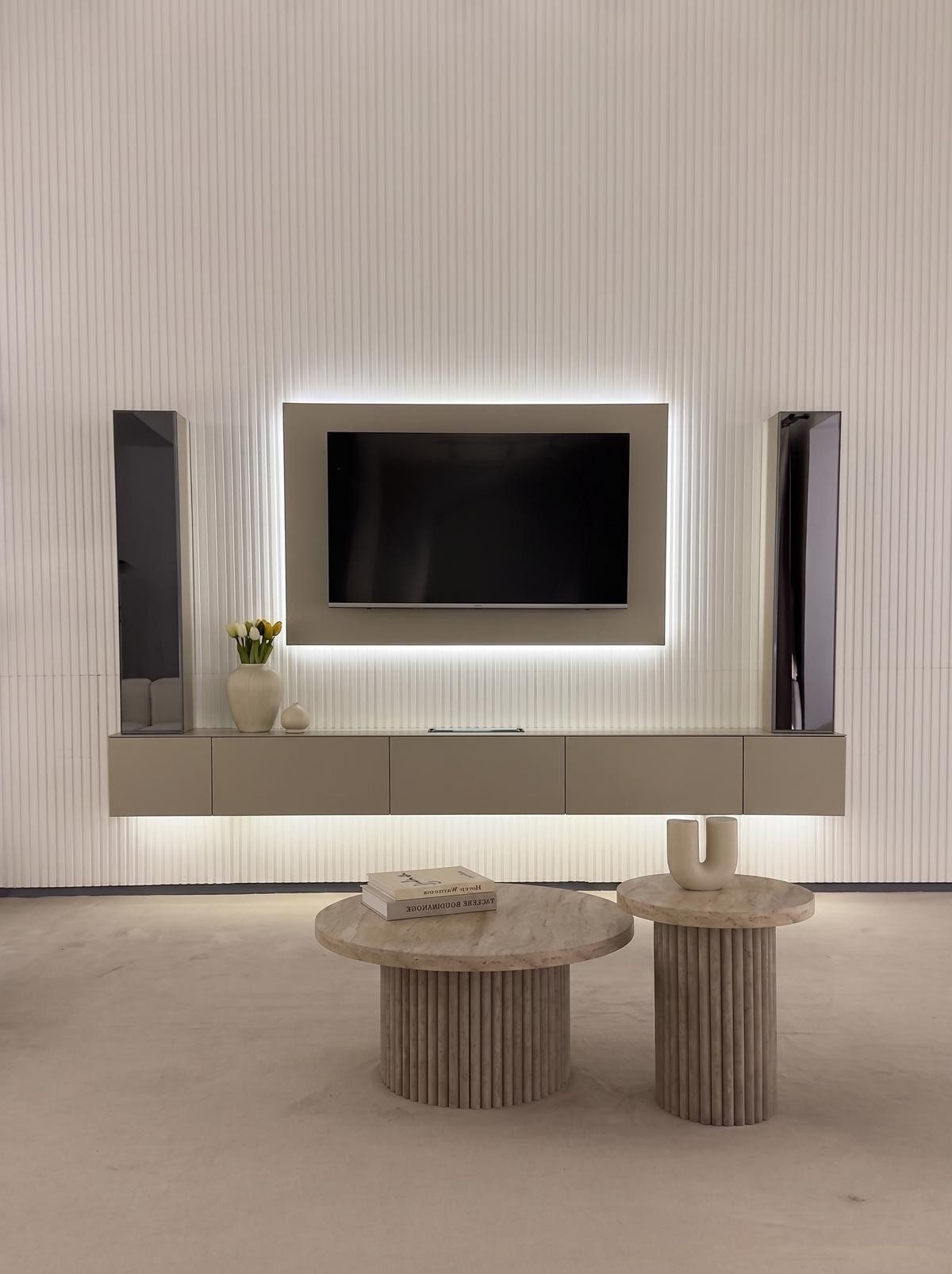 Xlmoebel Vitrine Zweier-Set Vitrinenschränke in Graubeige im modernen Design Made in Europa