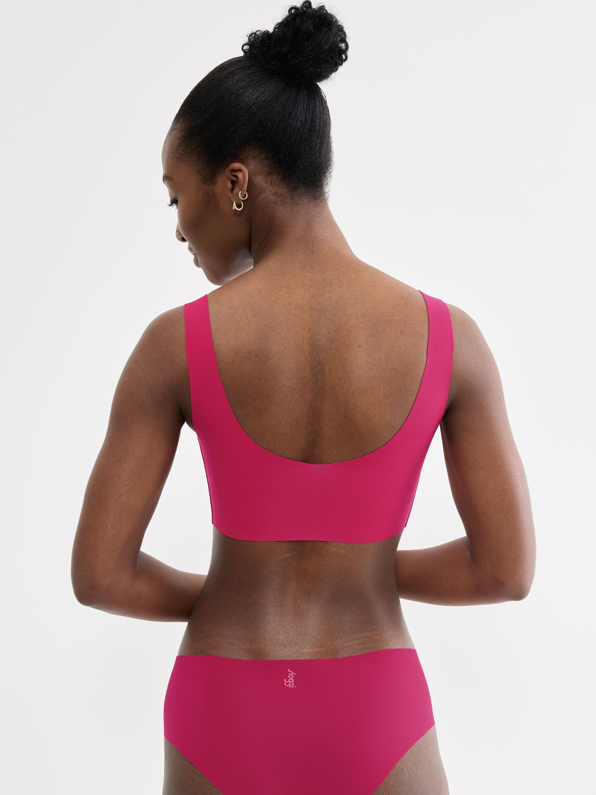 sloggi Bustier ZERO Feel 2.0 mit herausnehmbaren Pads, leichter Halt, Mikrofaser – Bild 3 von 5