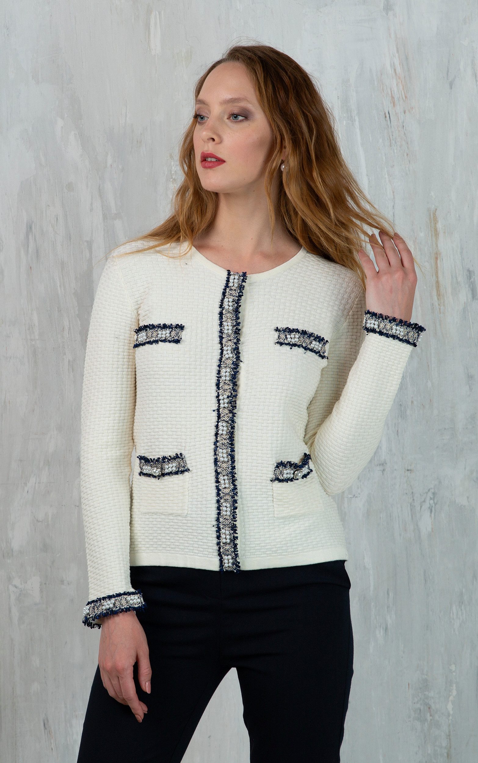 Passioni Cardigan Strickjacke mit verzierten Bordendetails