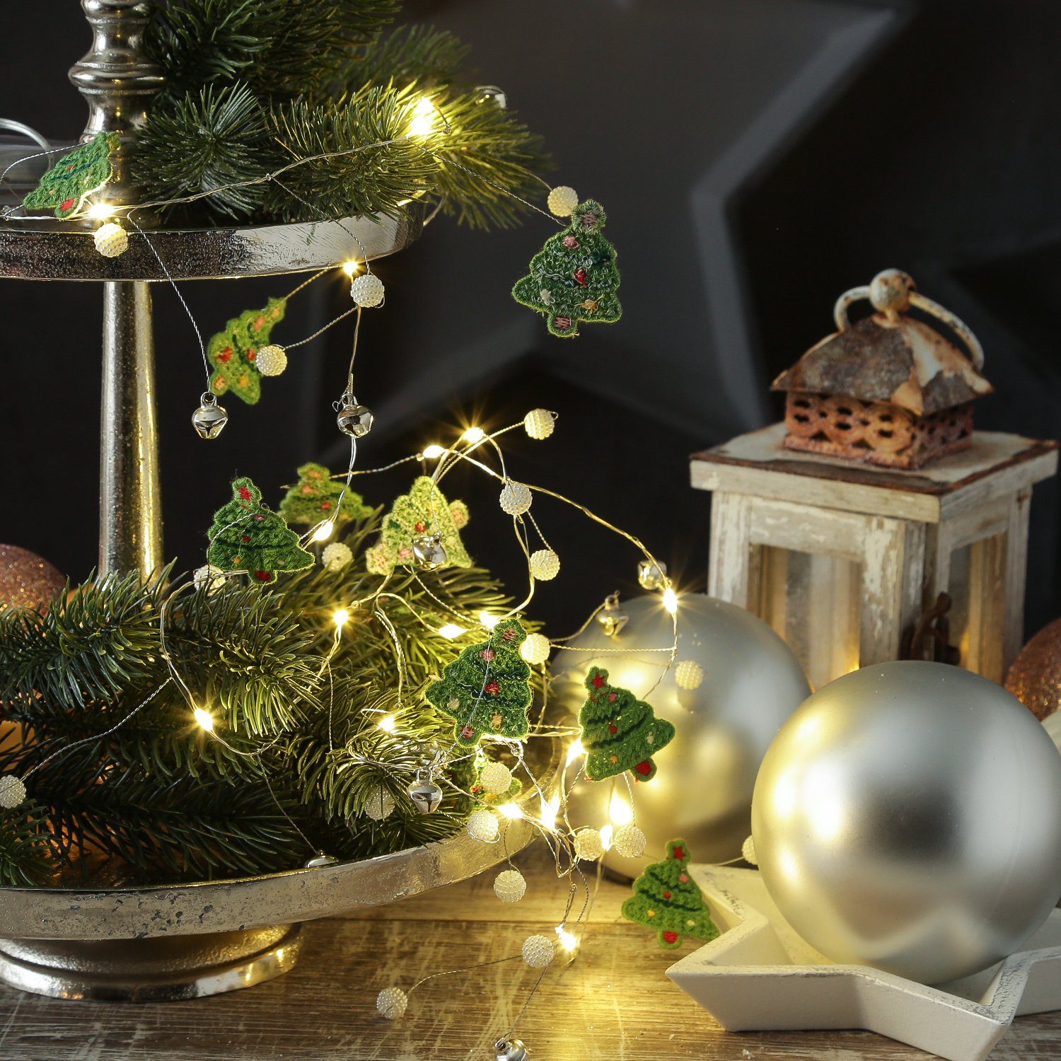 MARELIDA LED-Lichterkette grüne Tannenbäume und Glöckchen 20LED 1,9m Deko Weihnachtsgirlande, 20-flammig