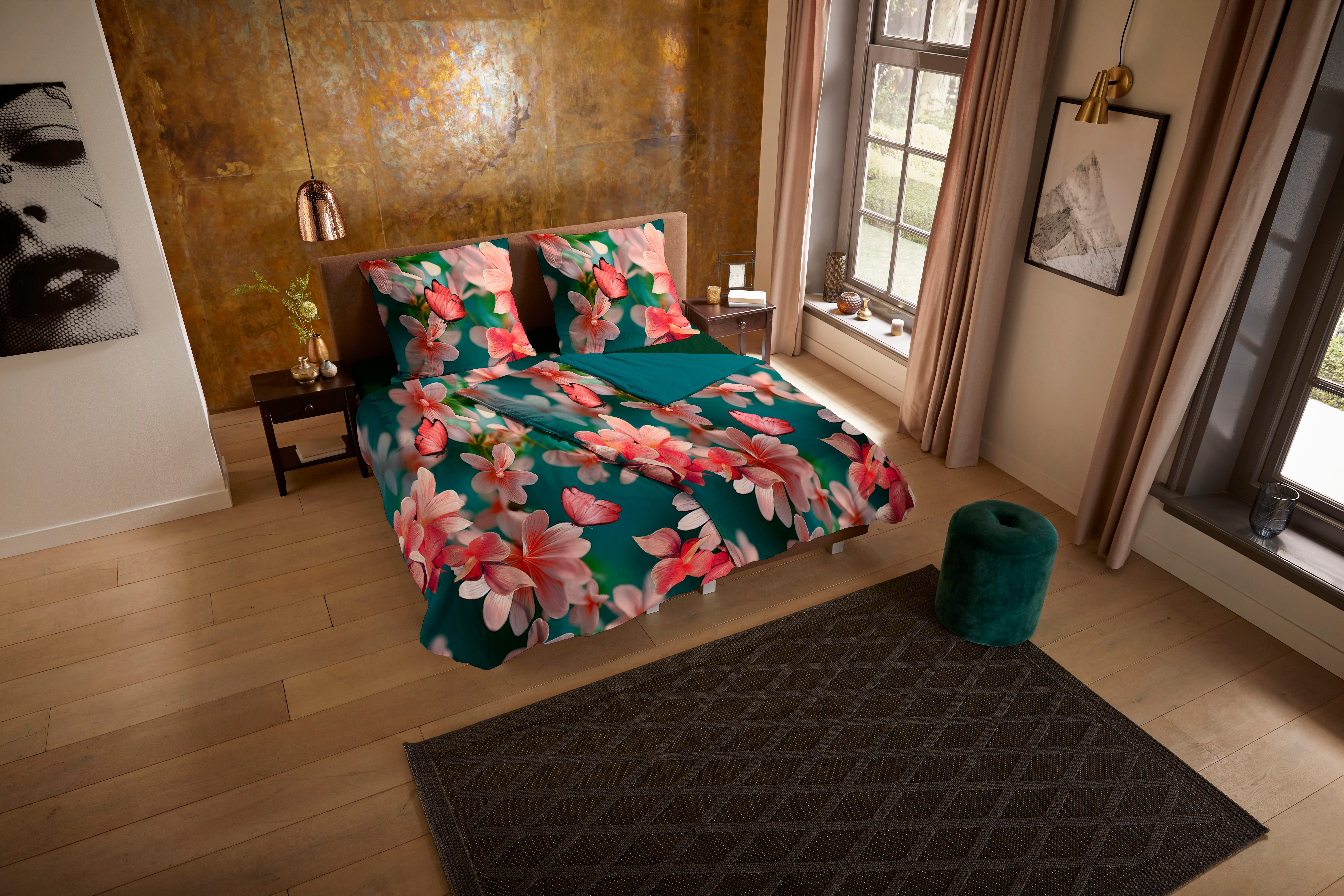 PURE luxury collection Wendebettwäsche Yeya, Microfaser, 2 teilig, Mikrofaser, 135x200, Pflegeleicht Reißverschluss, Wende, Blumen Petrol